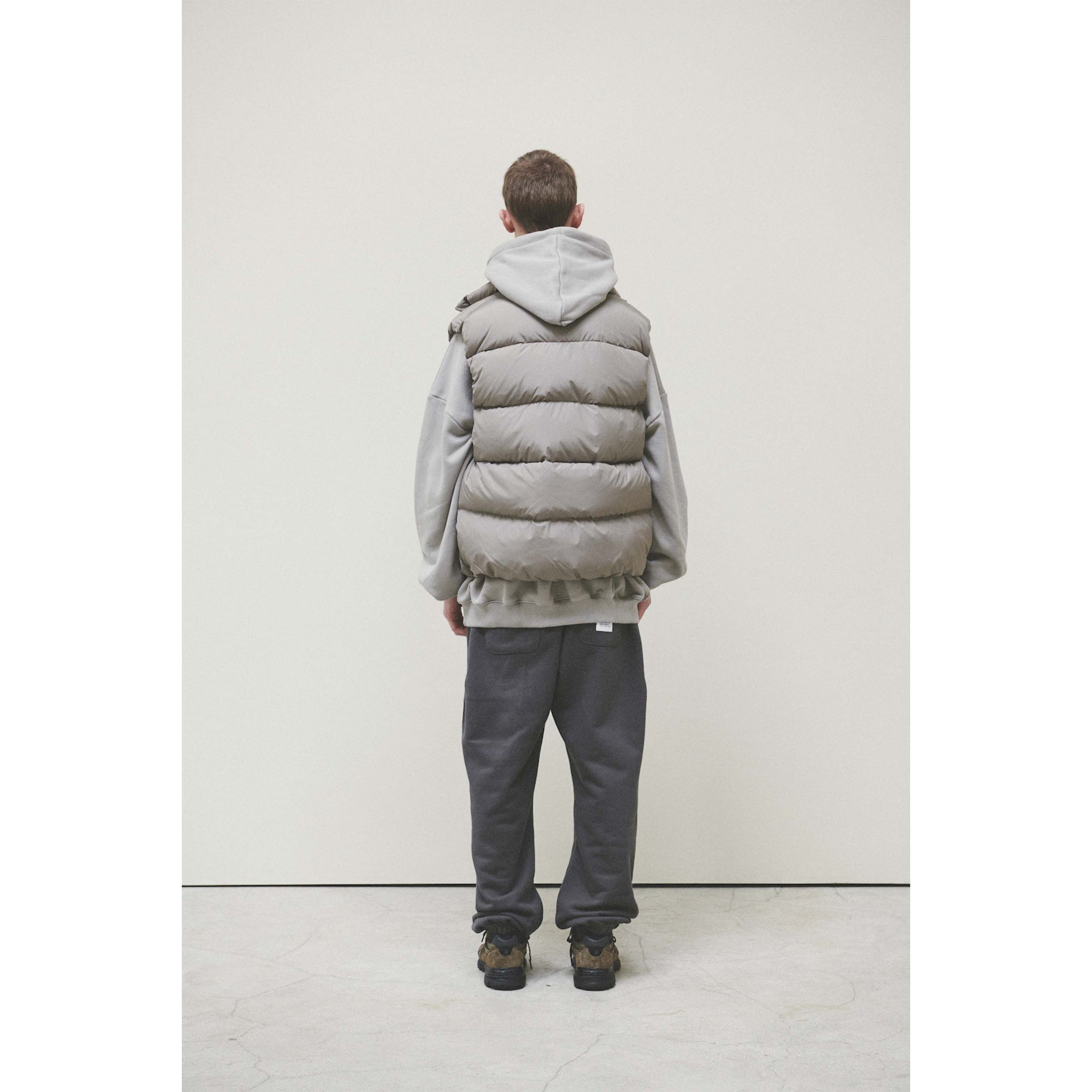 DOWN VEST / OLIVE