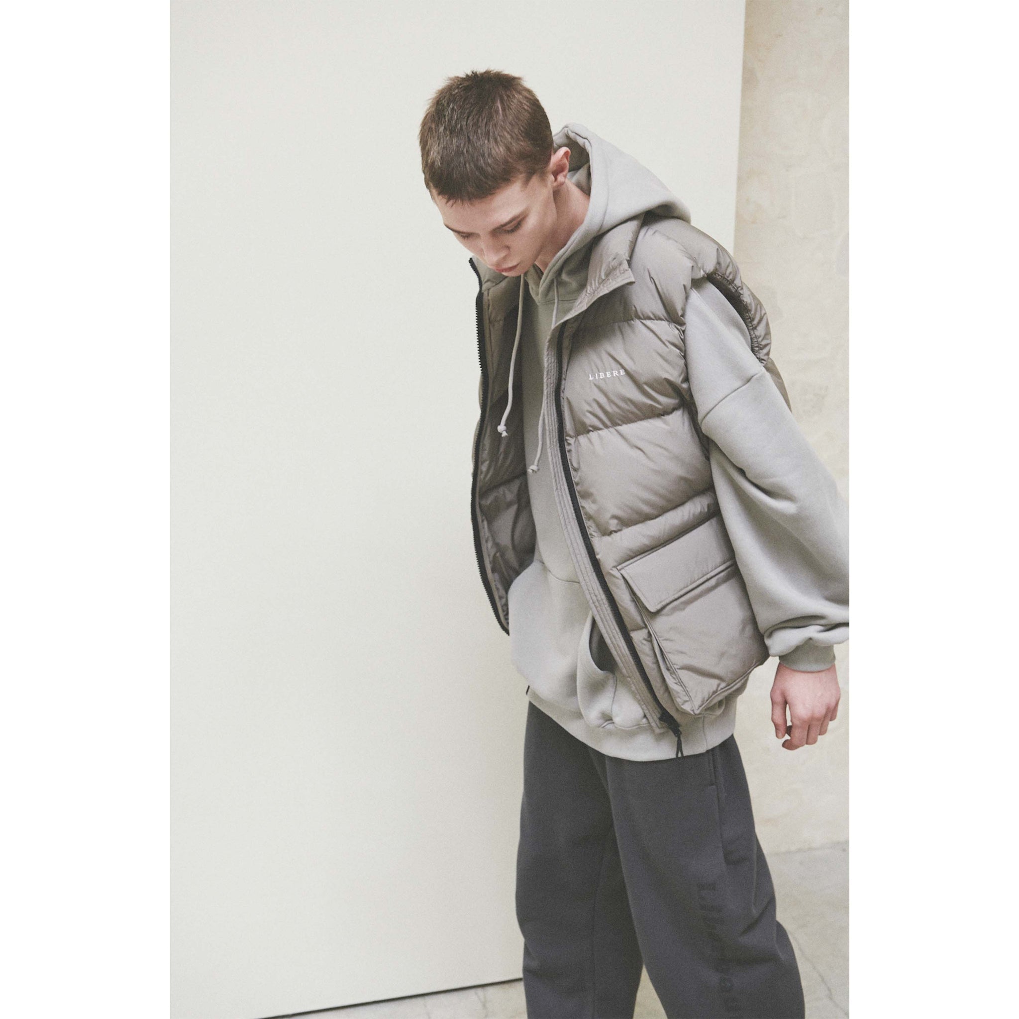 DOWN VEST / OLIVE