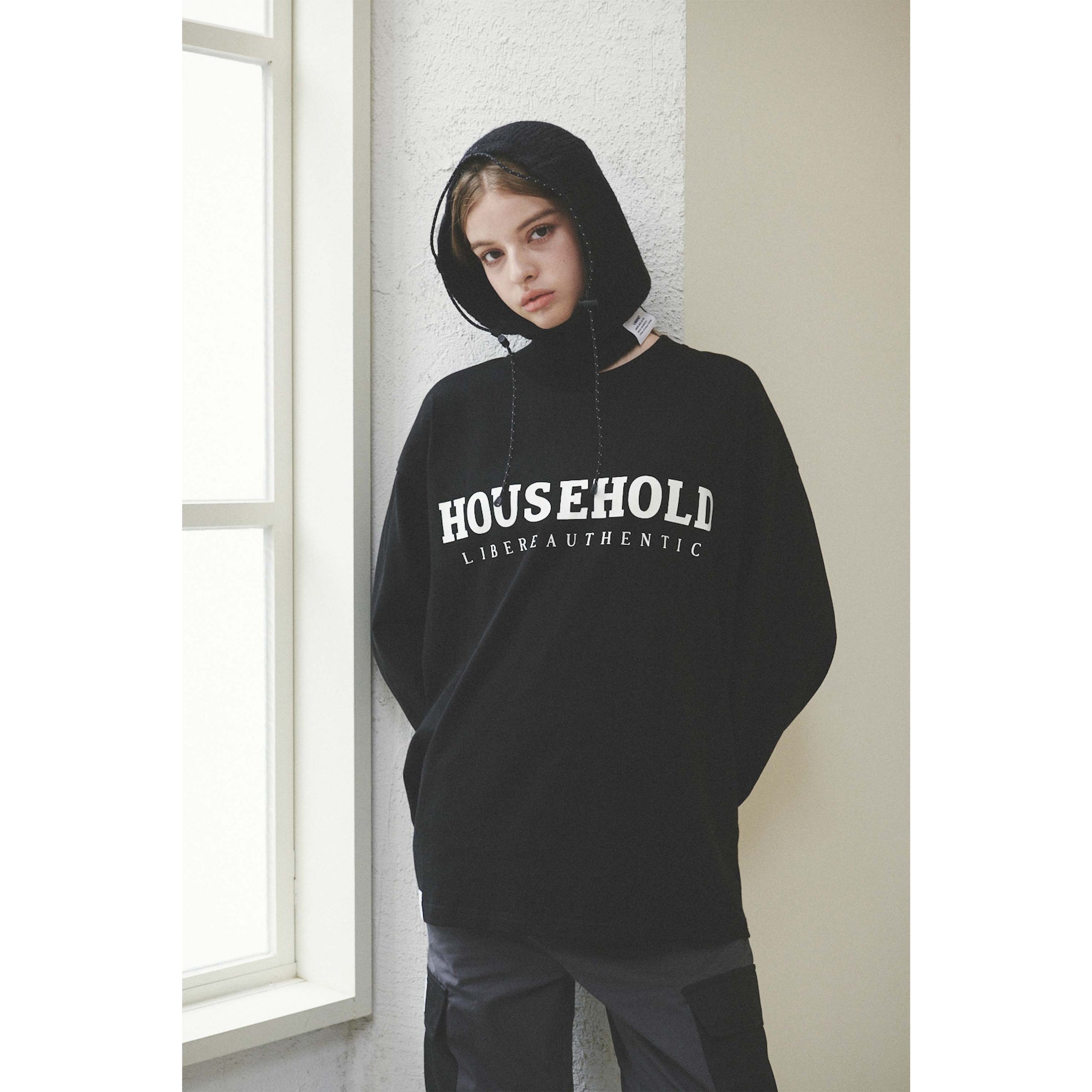 STRING WARM HOOD / BLACK