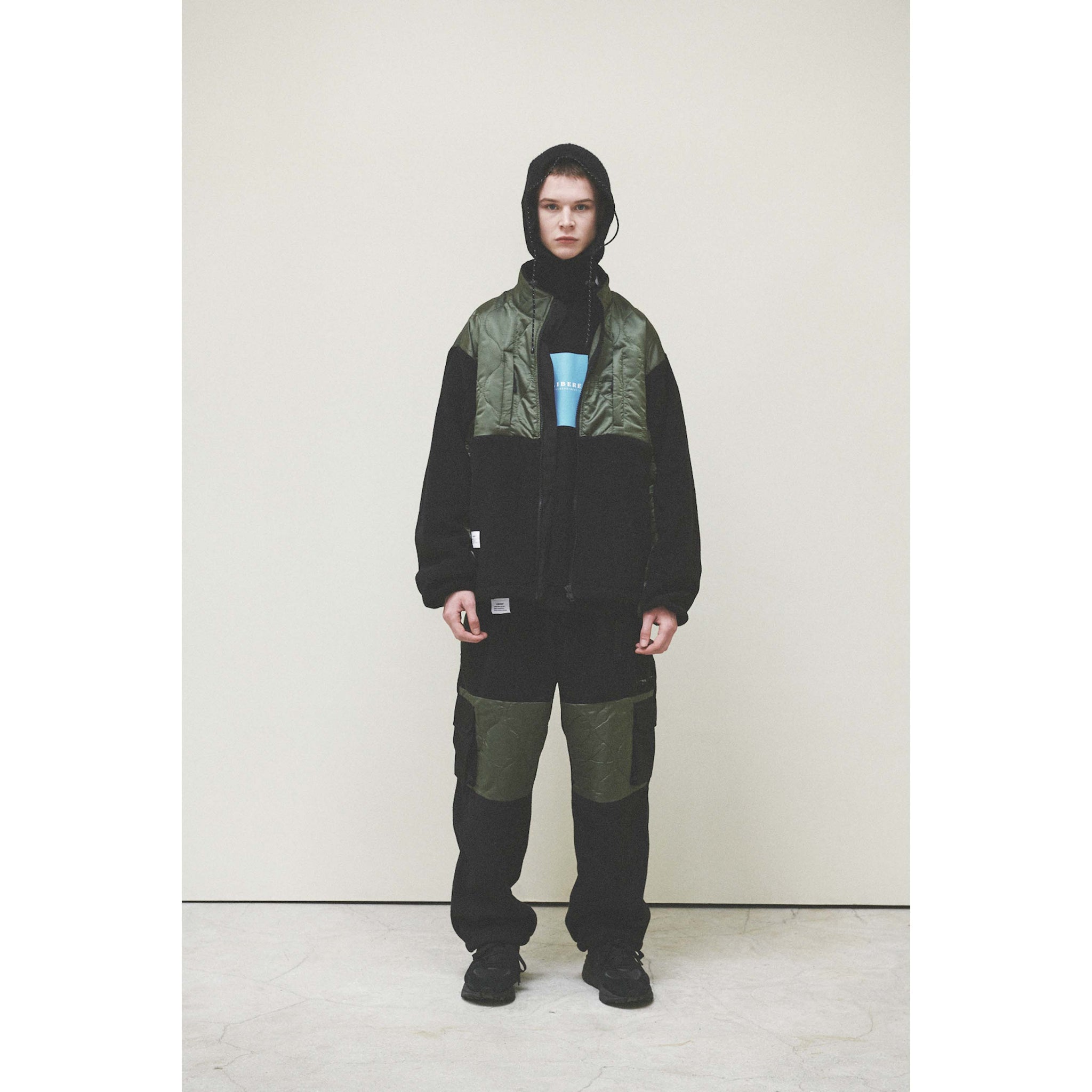 FLEECE JACKET / OLIVE