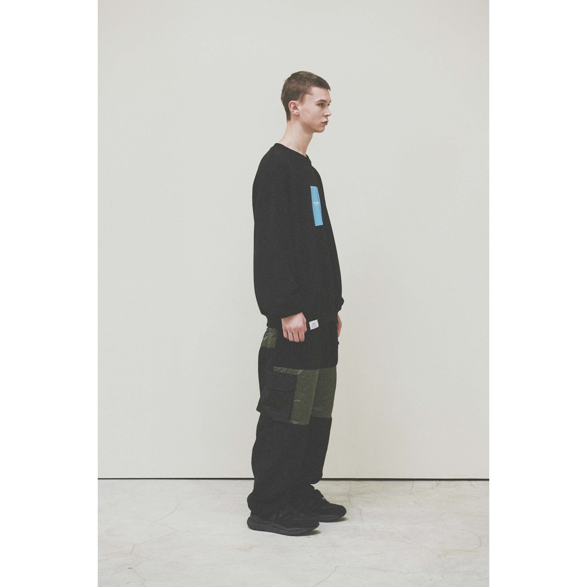 1DAY SWEATSHIRT / BLACK