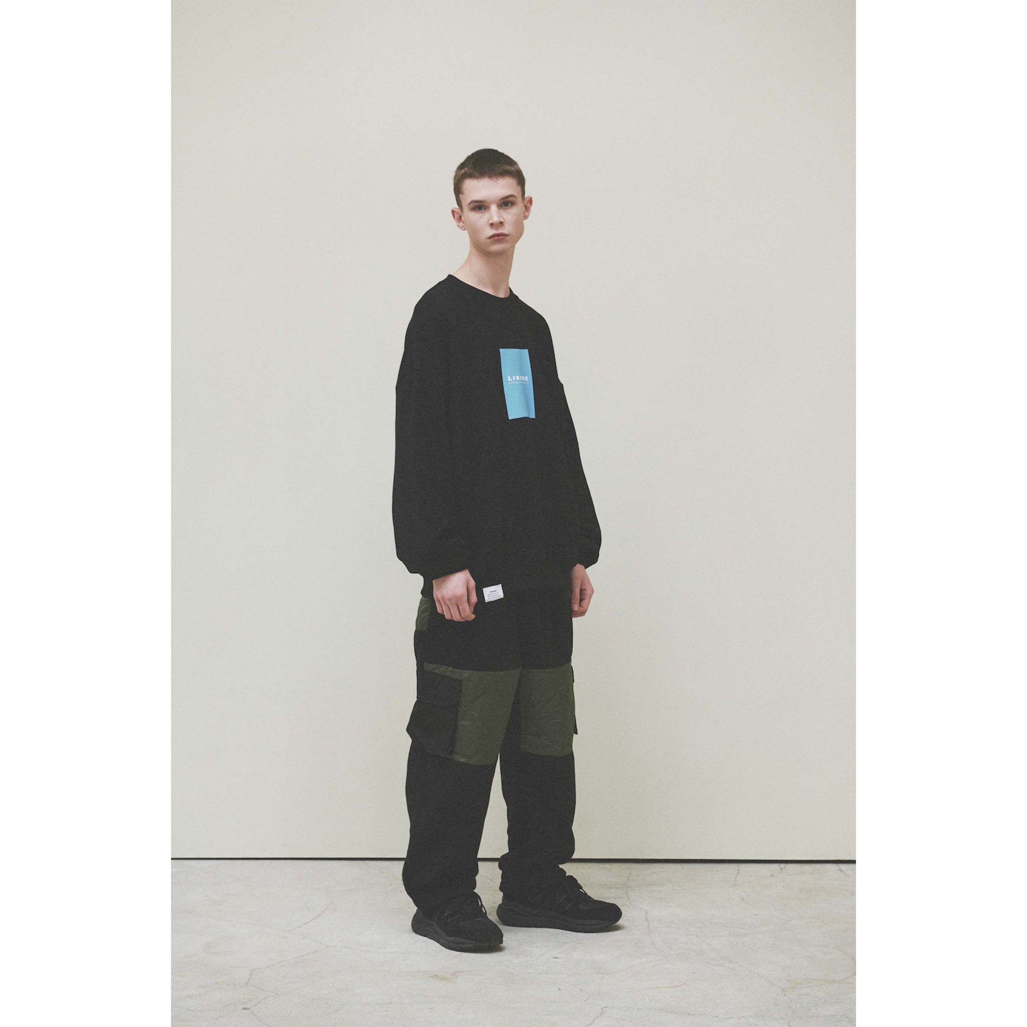 1DAY SWEATSHIRT / BLACK