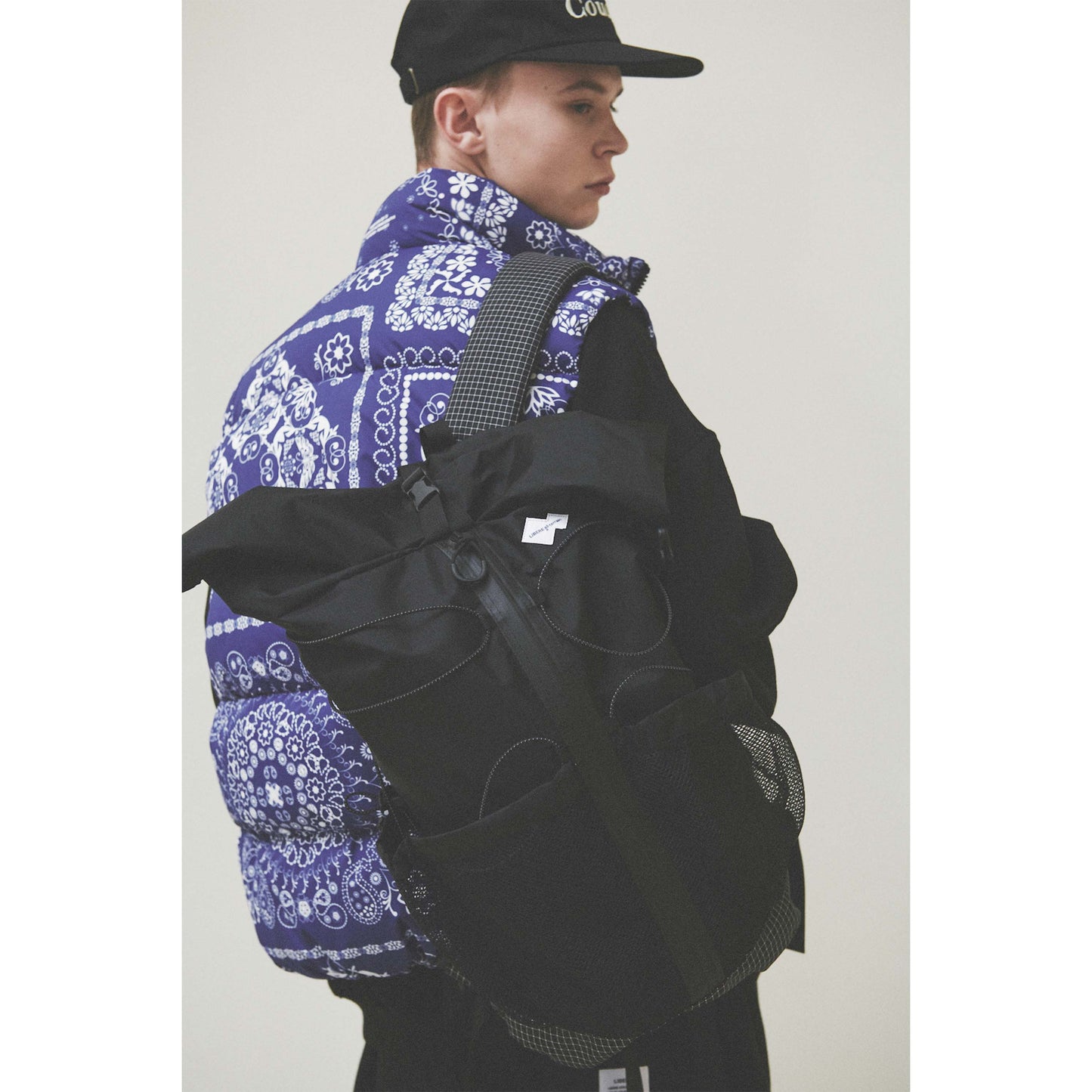 AT ROLLTOP BACK PACK / BLACK