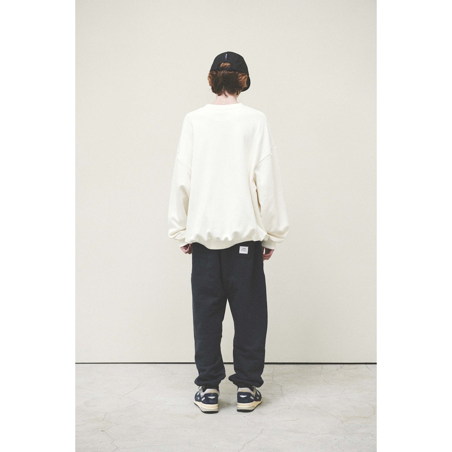 LOGO SWEATSHIRT / IVORY