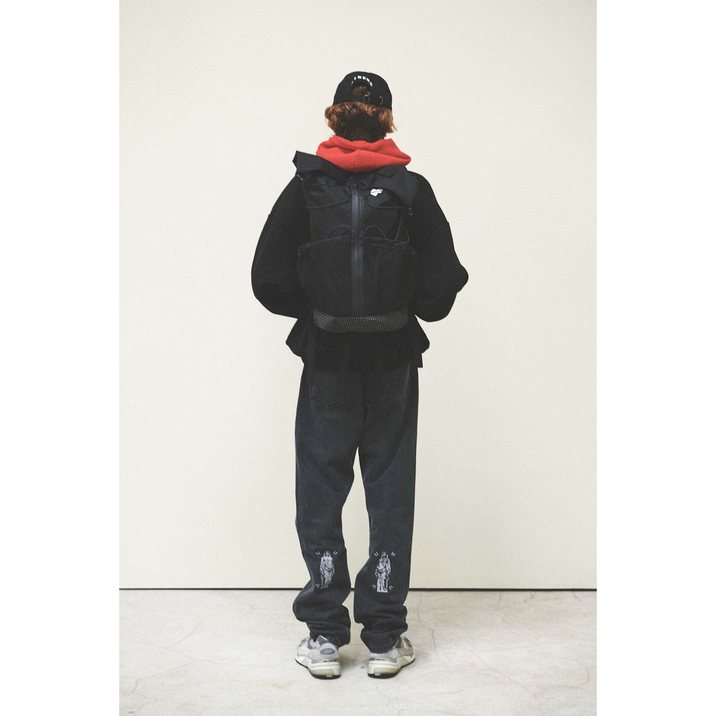 H LOGO HOODIE / BLACK