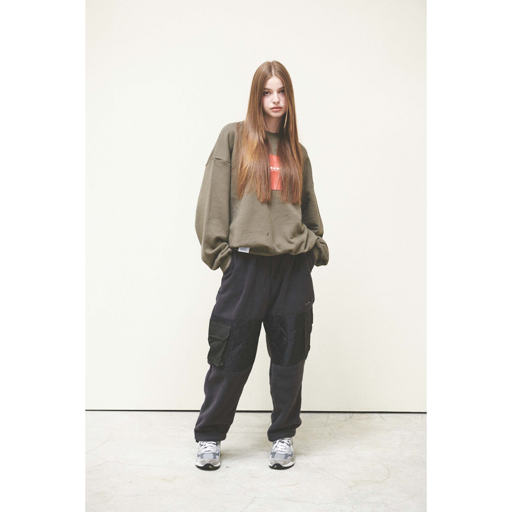 1DAY SWEATSHIRT / KHAKI