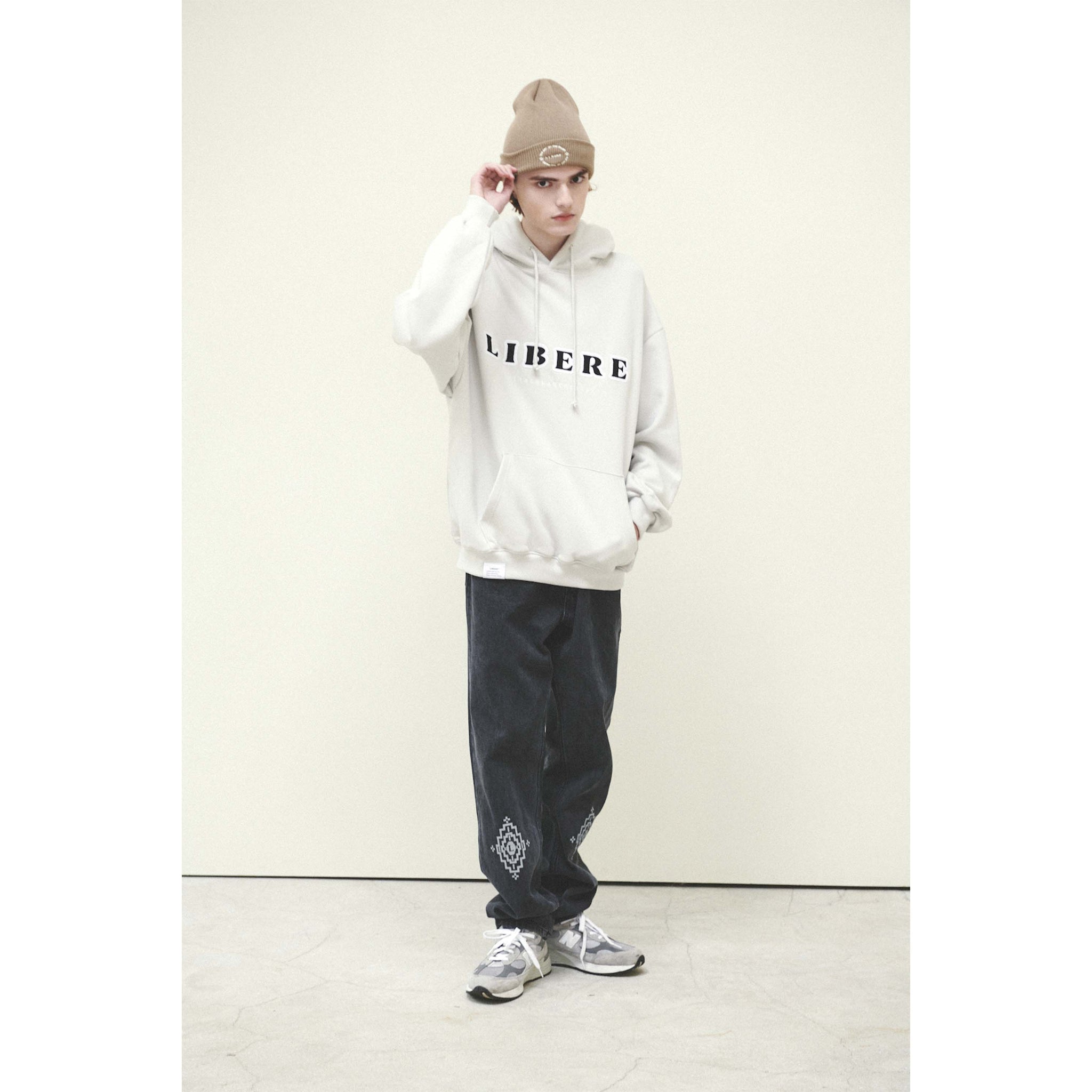 LOGO HOODIE / LIGHT GRAY