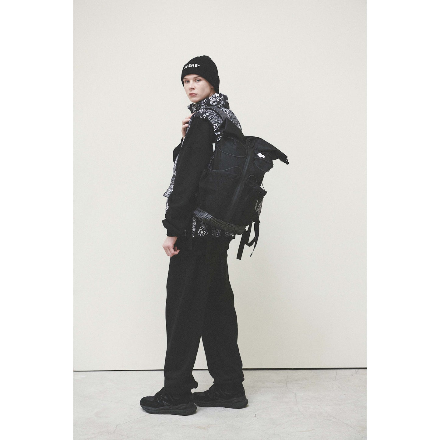 BANDANA DOWN VEST / BLACK