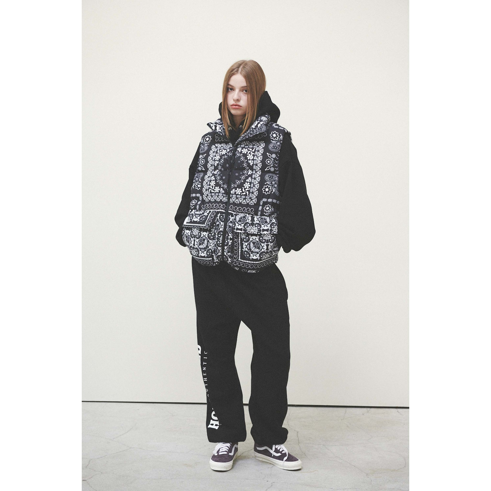BANDANA DOWN VEST / BLACK