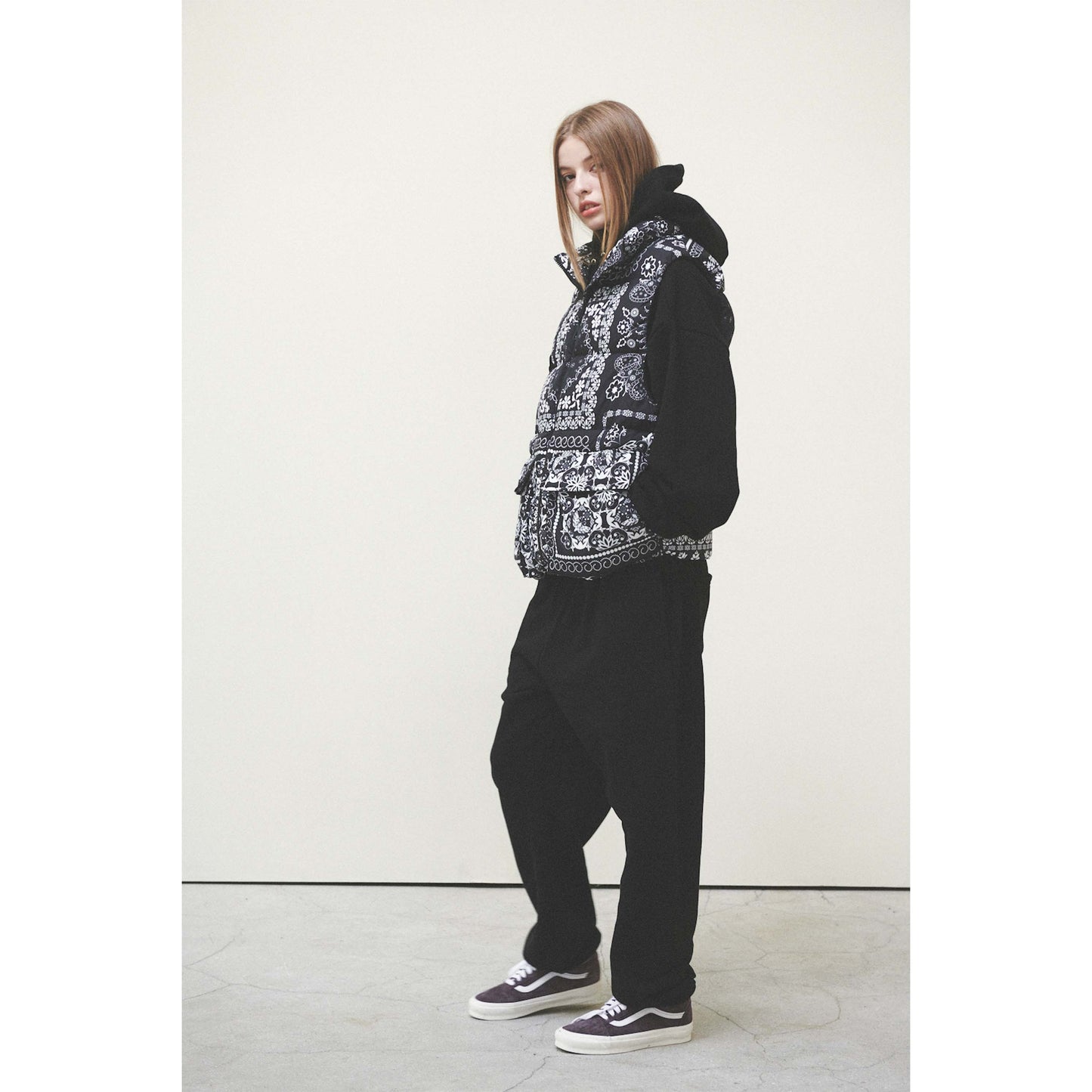 BANDANA DOWN VEST / BLACK