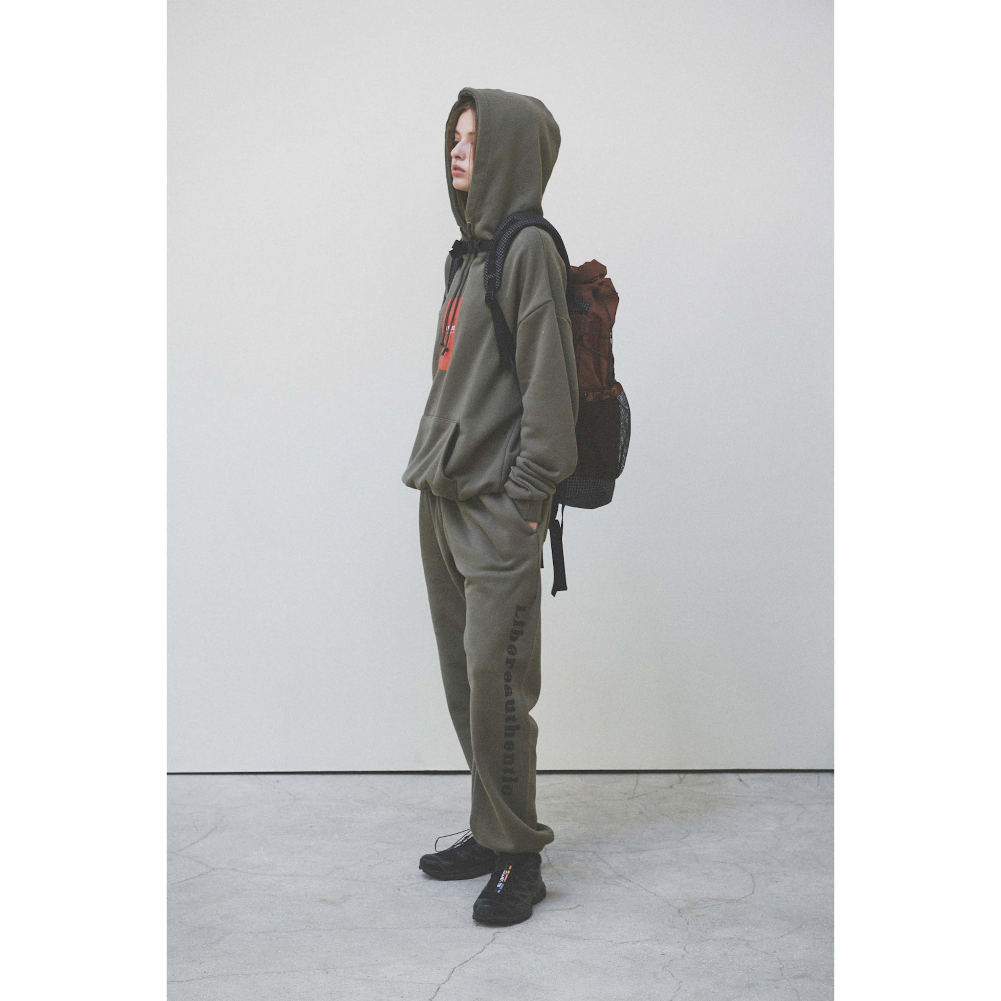 W.L SWEATPANTS / KHAKI
