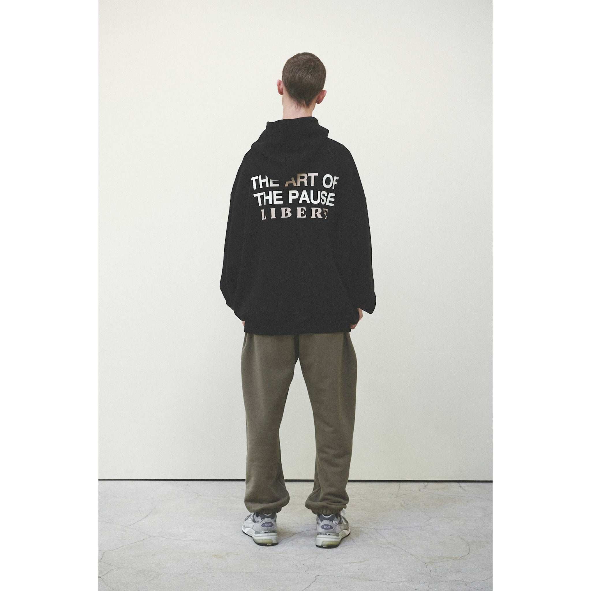 COLLAGE SWEATSHIRT / BLACK