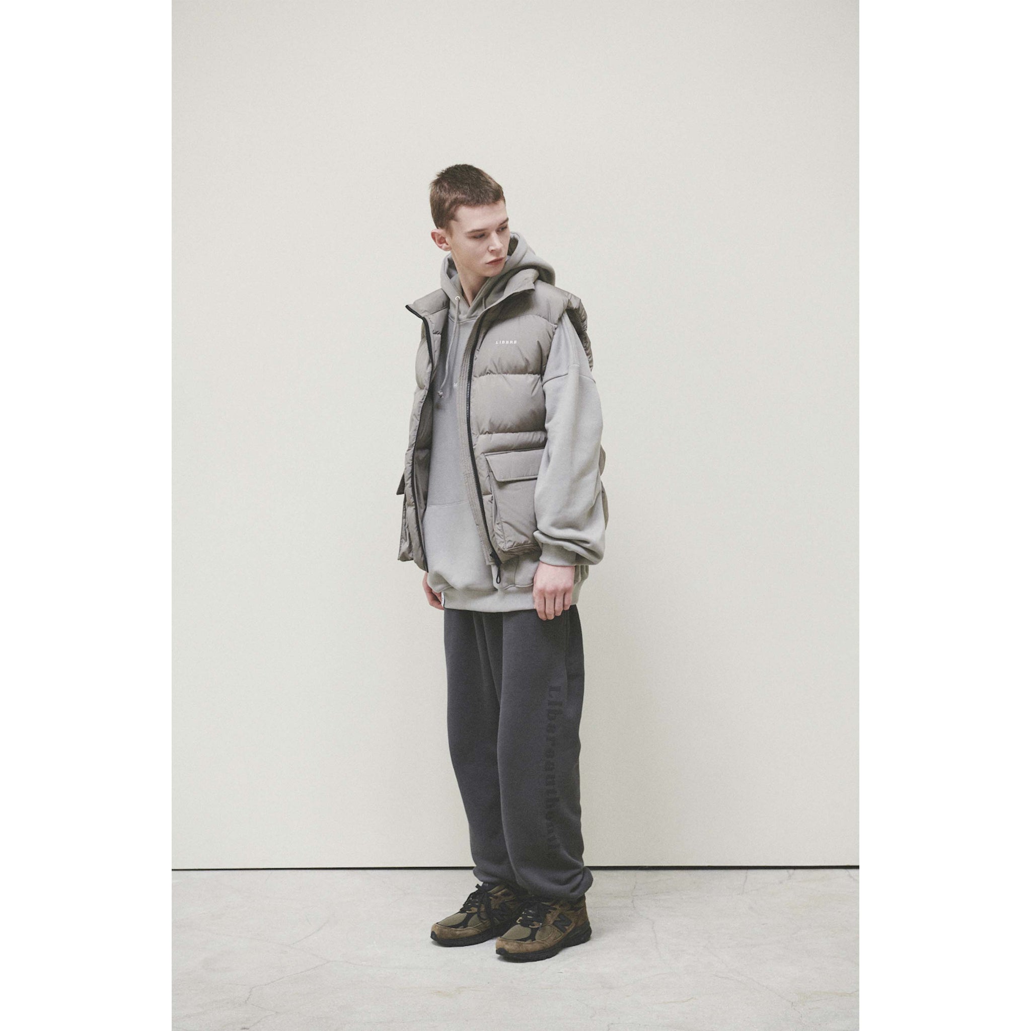DOWN VEST / OLIVE