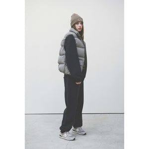 DOWN VEST / OLIVE