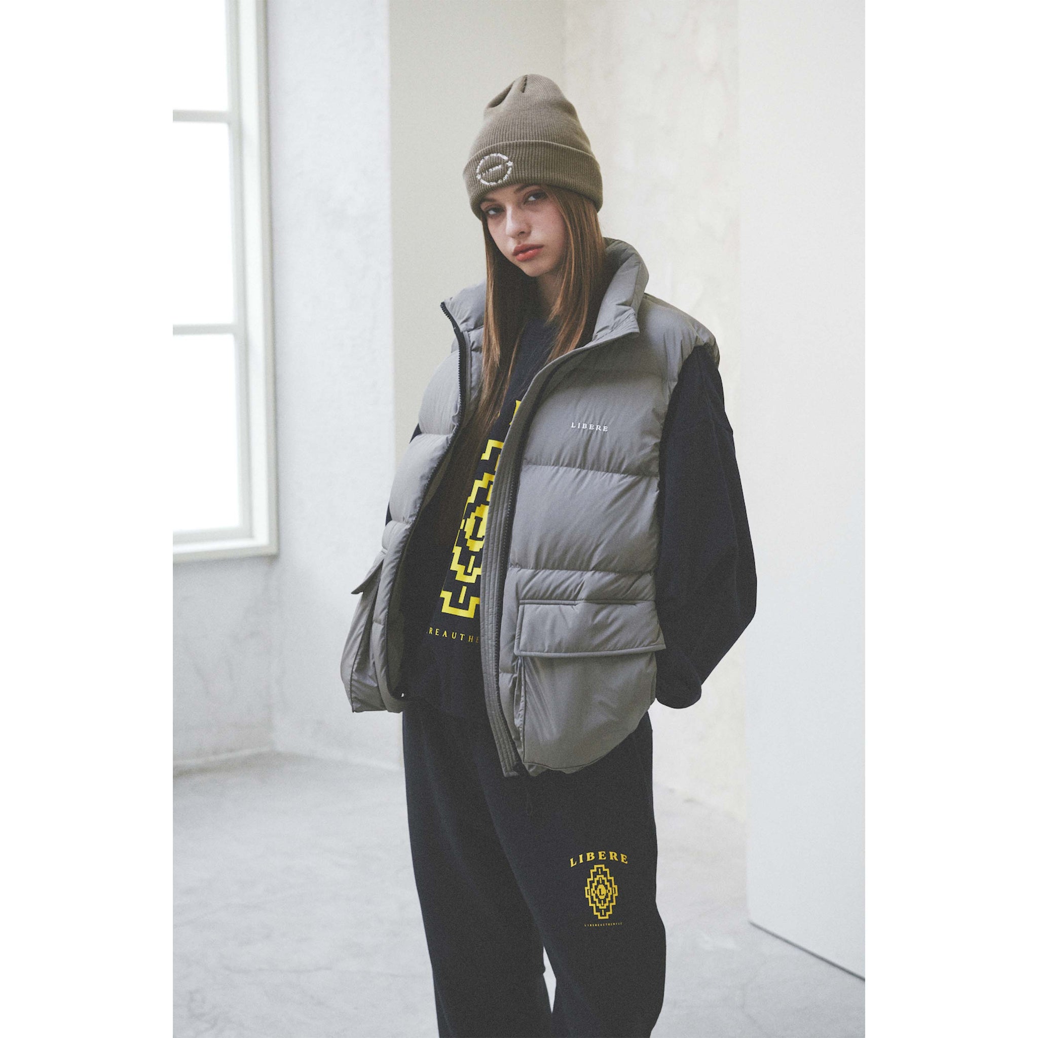 DOWN VEST / OLIVE