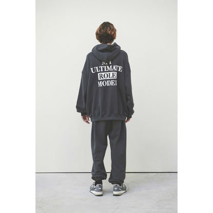 R.M HOODIE / CHARCOAL