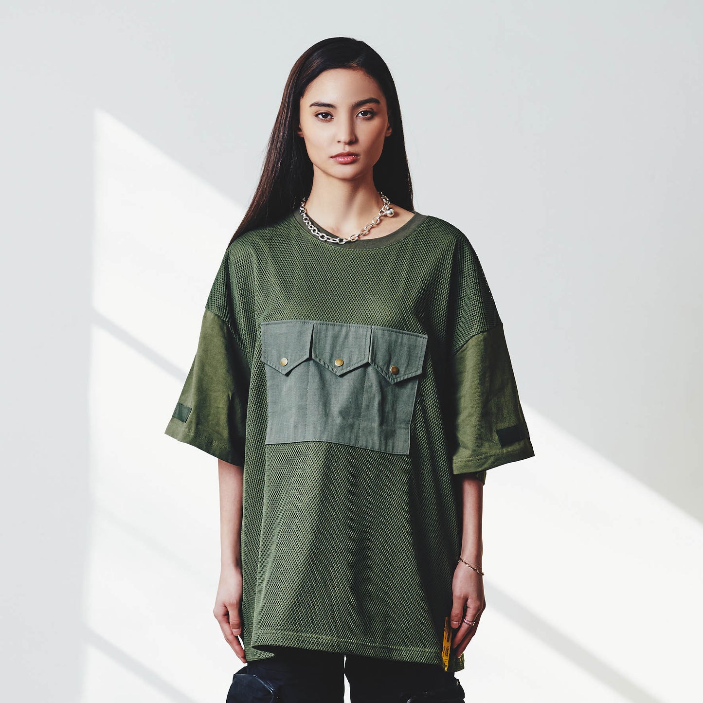 MESH TOOLING TEE / OLIVE