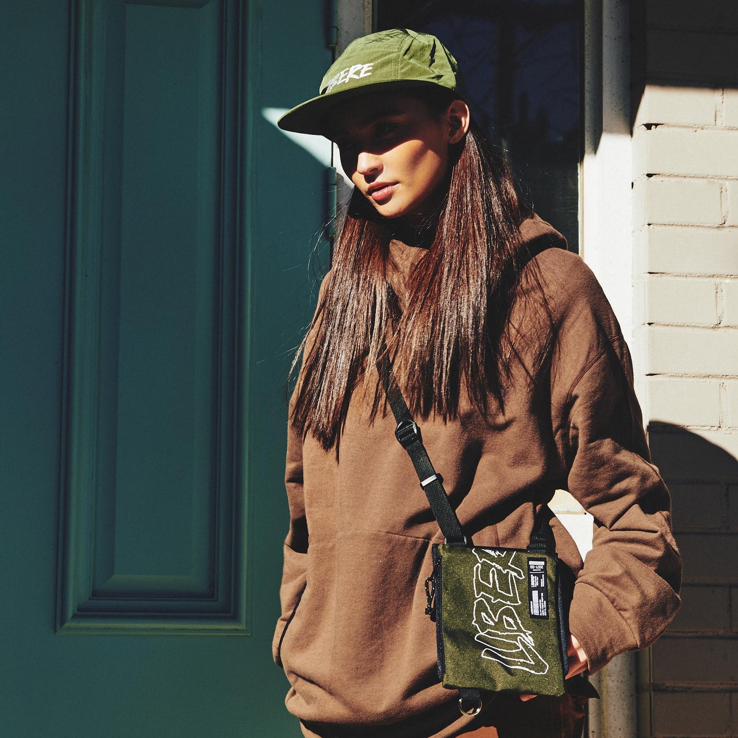 TWOFACE SHOLDER BAG / BLACK OLIVE