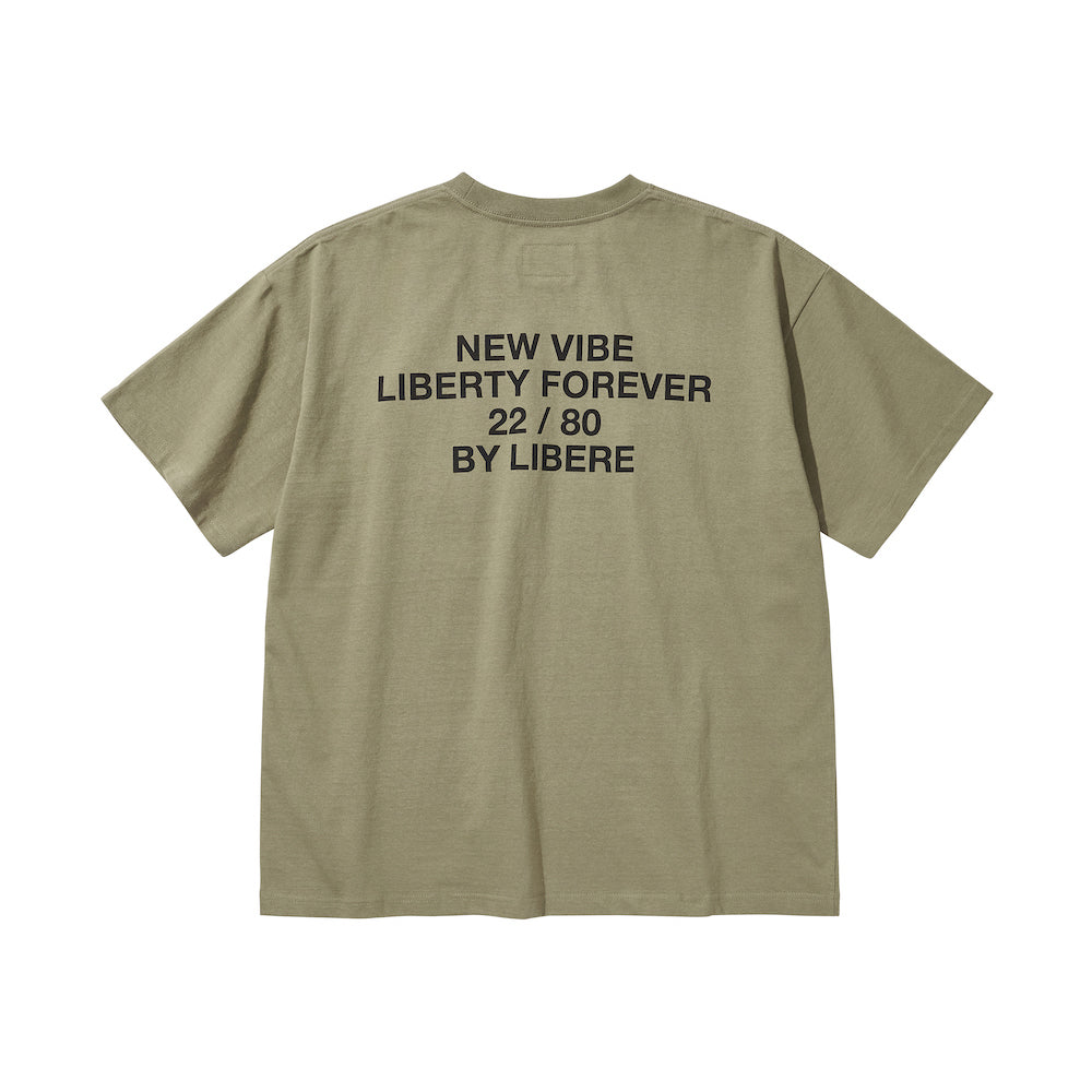 SLOGAN POCKET T-SHIRT / OLIVE