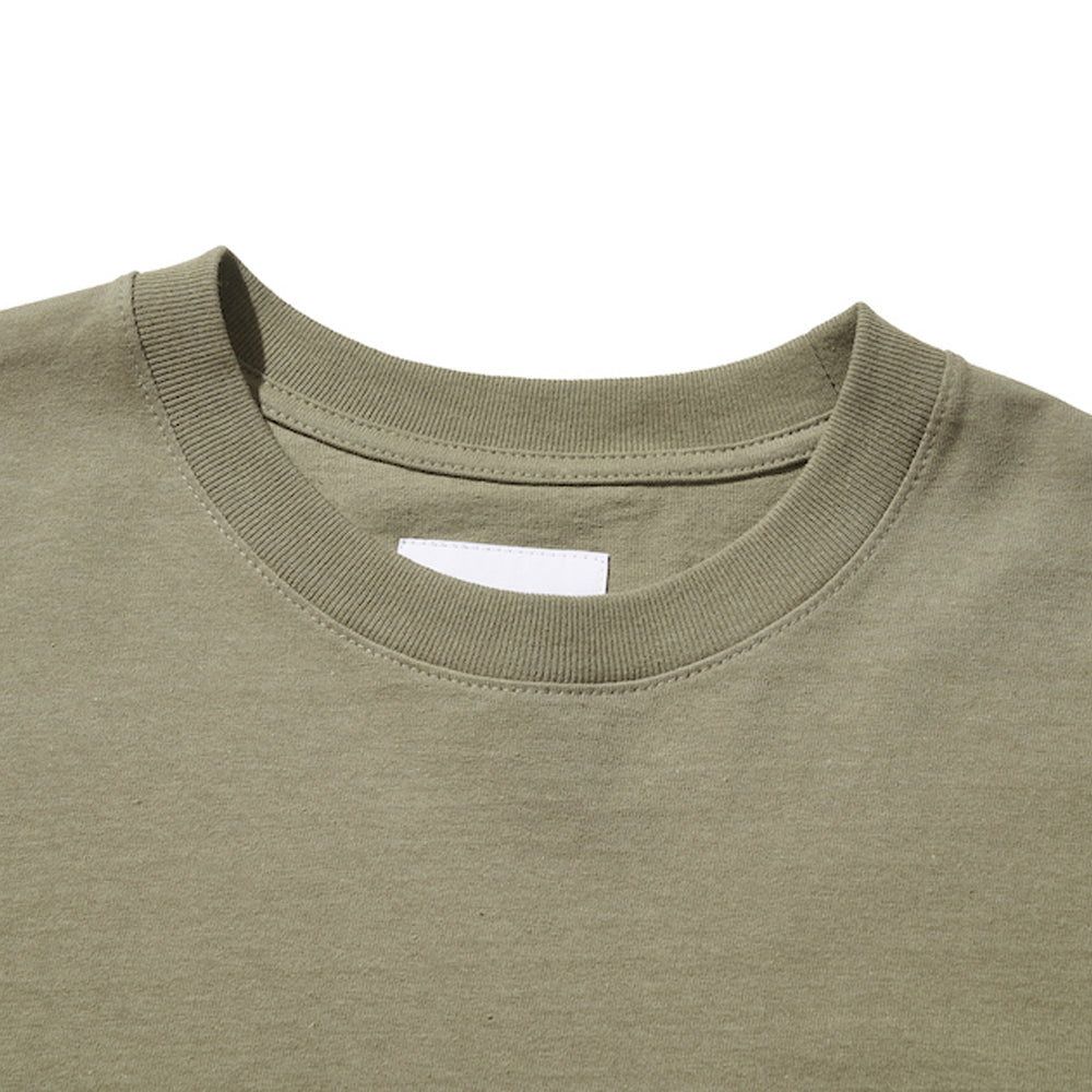 SLOGAN POCKET T-SHIRT / OLIVE