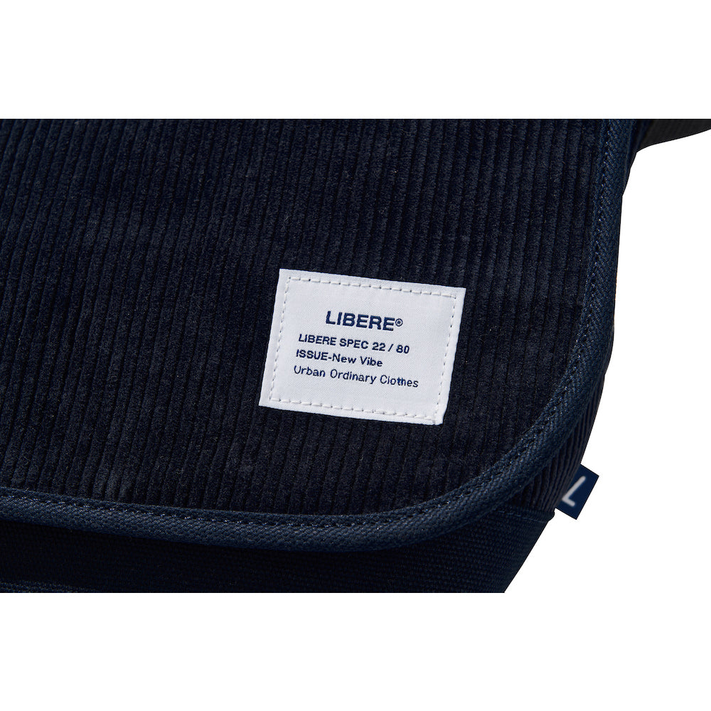 MESSENGER BAG