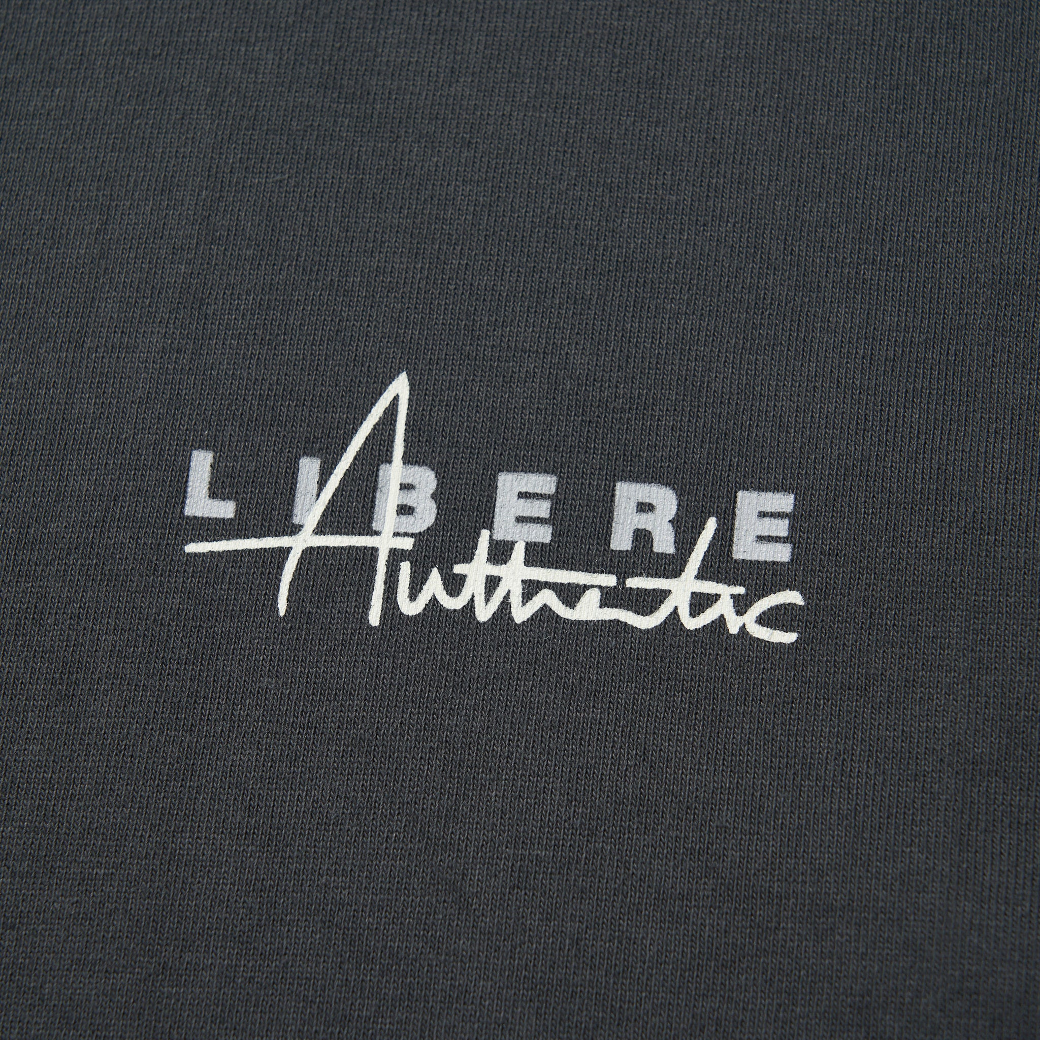 LIBERE AUTHENTIC LOGO TEE / CHARCOAL