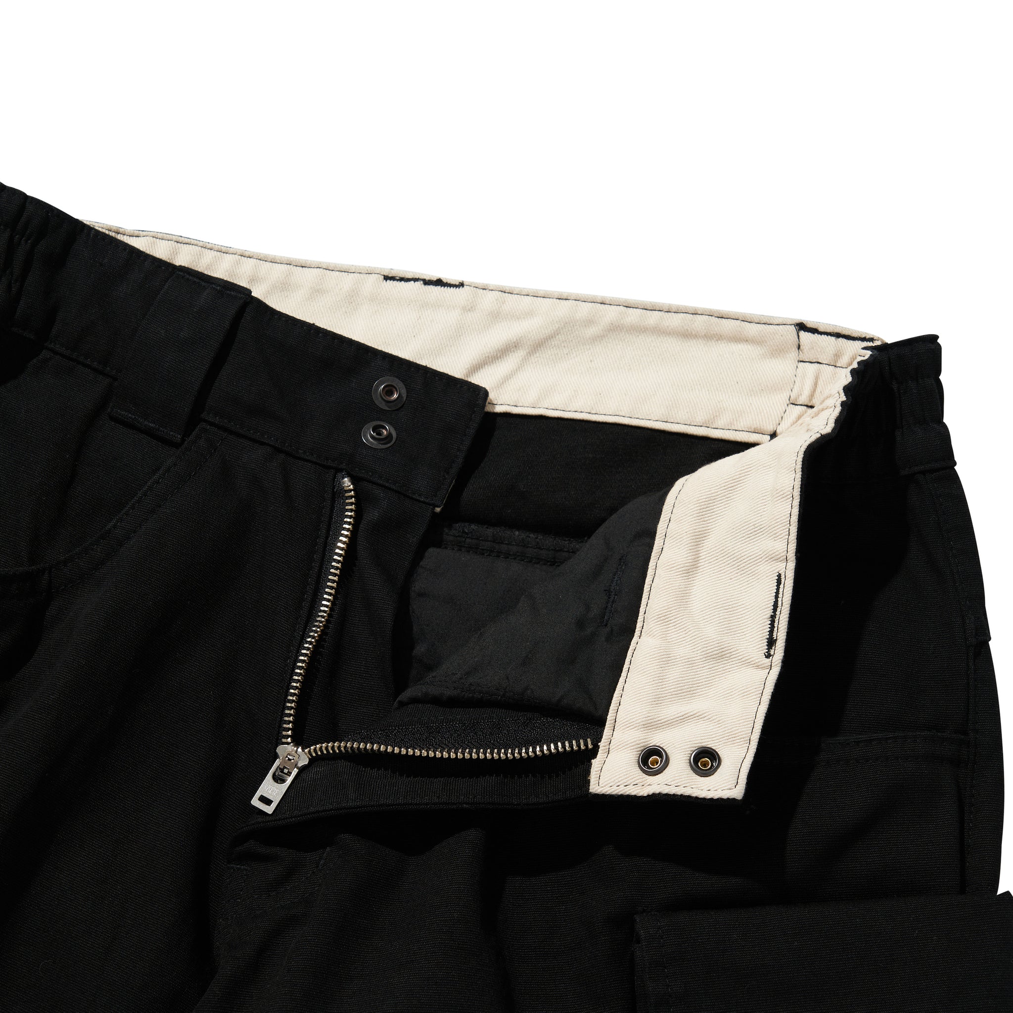 WIDE SHORT PANTS / BLACK