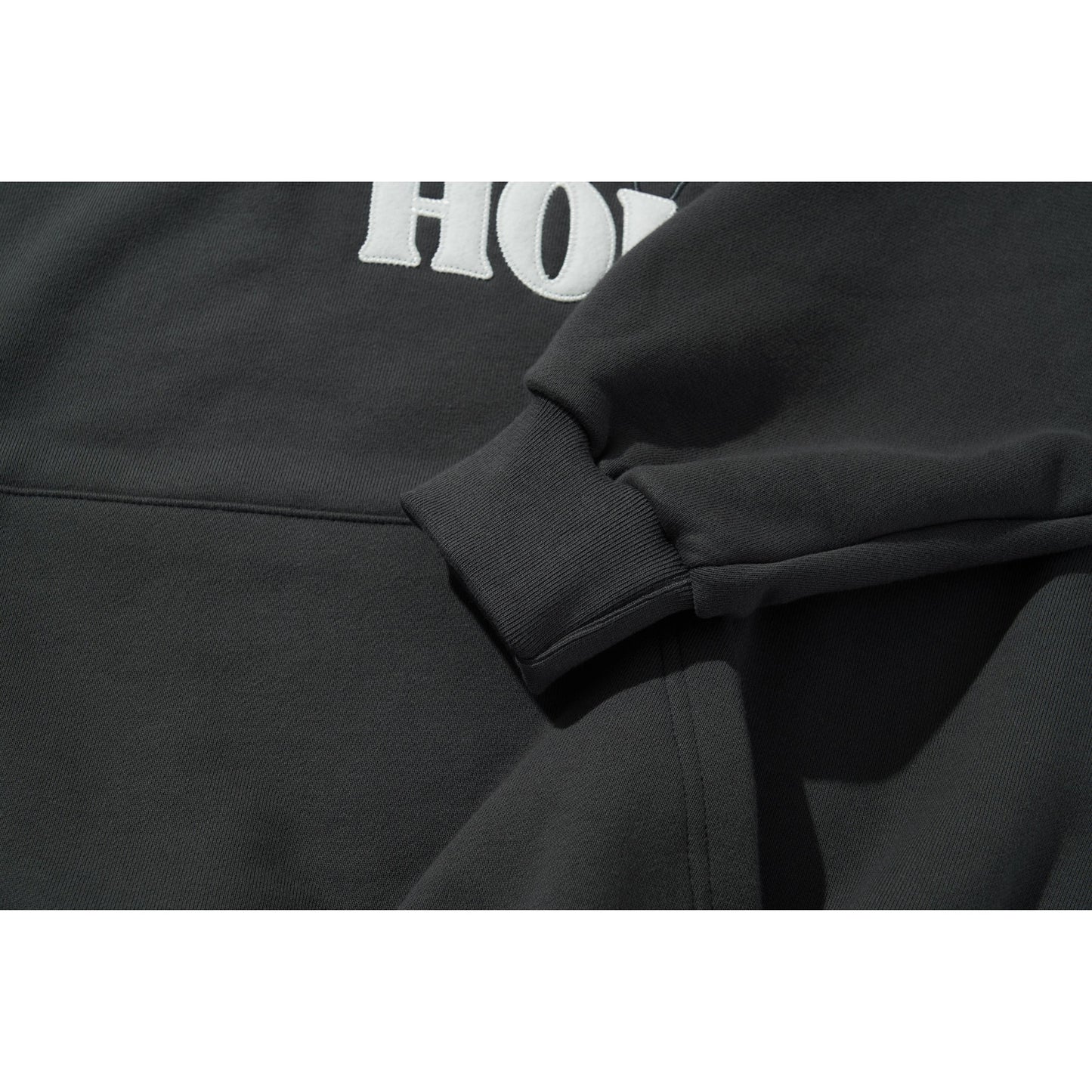 R.M HOODIE / CHARCOAL
