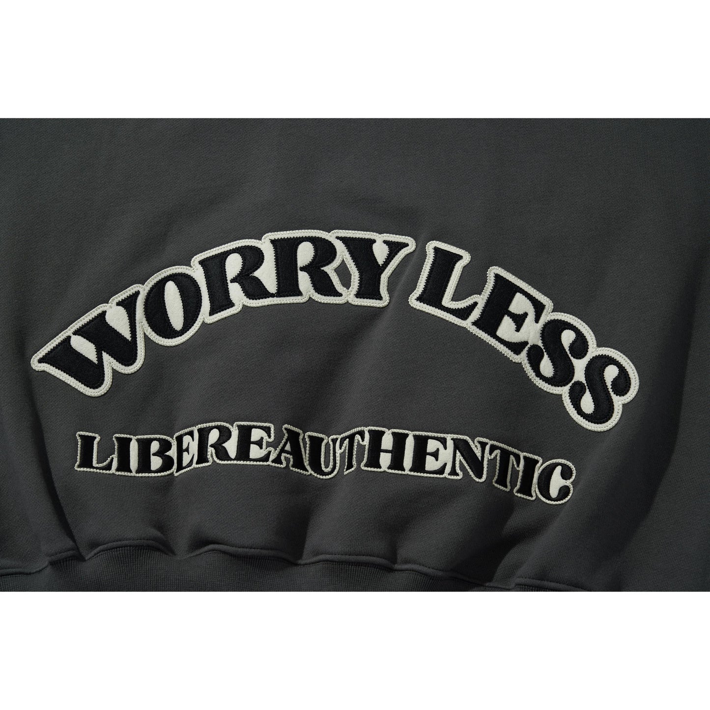 W.L HOODIE / CHARCOAL