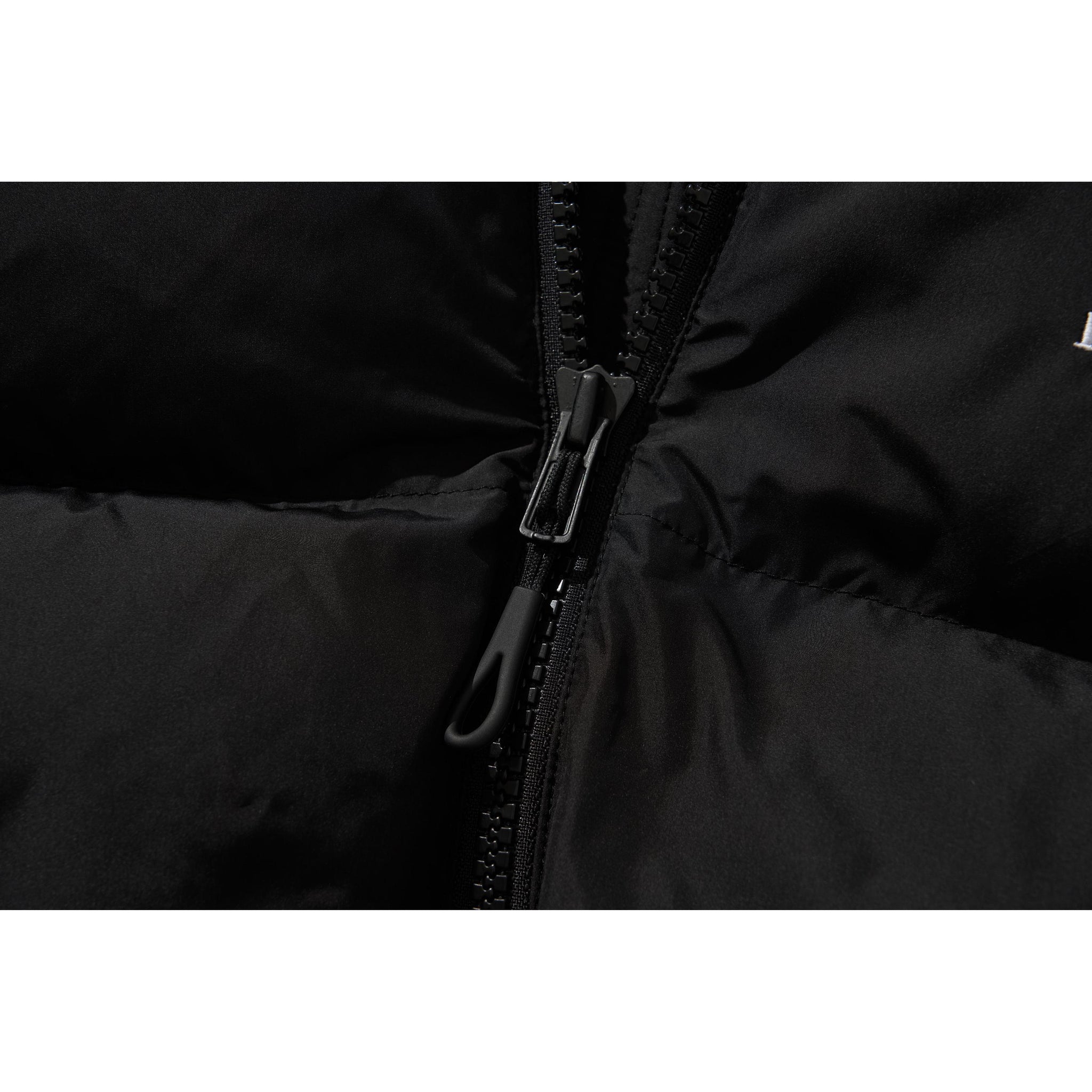 DOWN VEST / BLACK