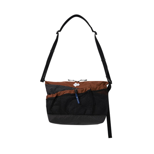 AT MESSENGER / BRICK RED