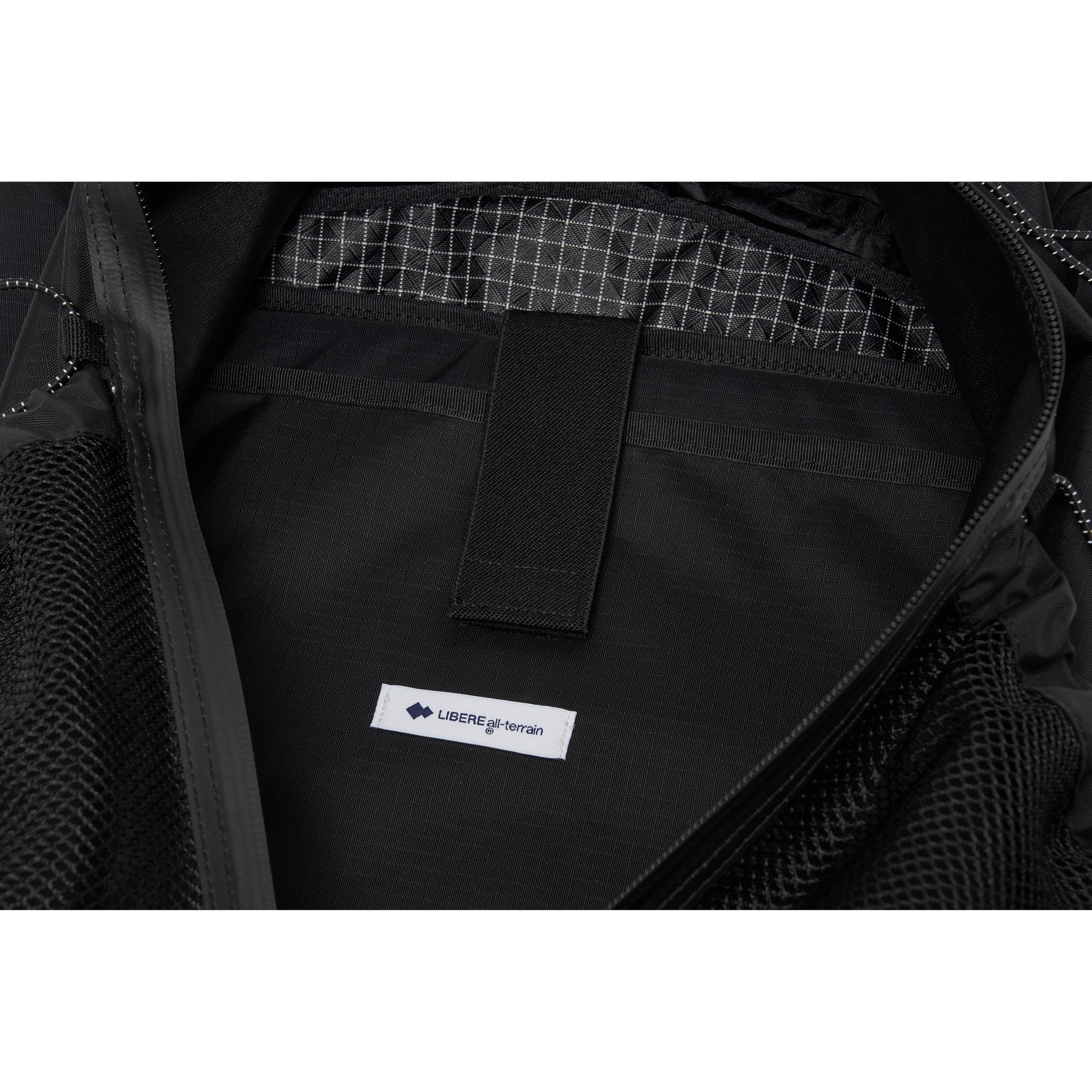 AT ROLLTOP BACK PACK / BLACK