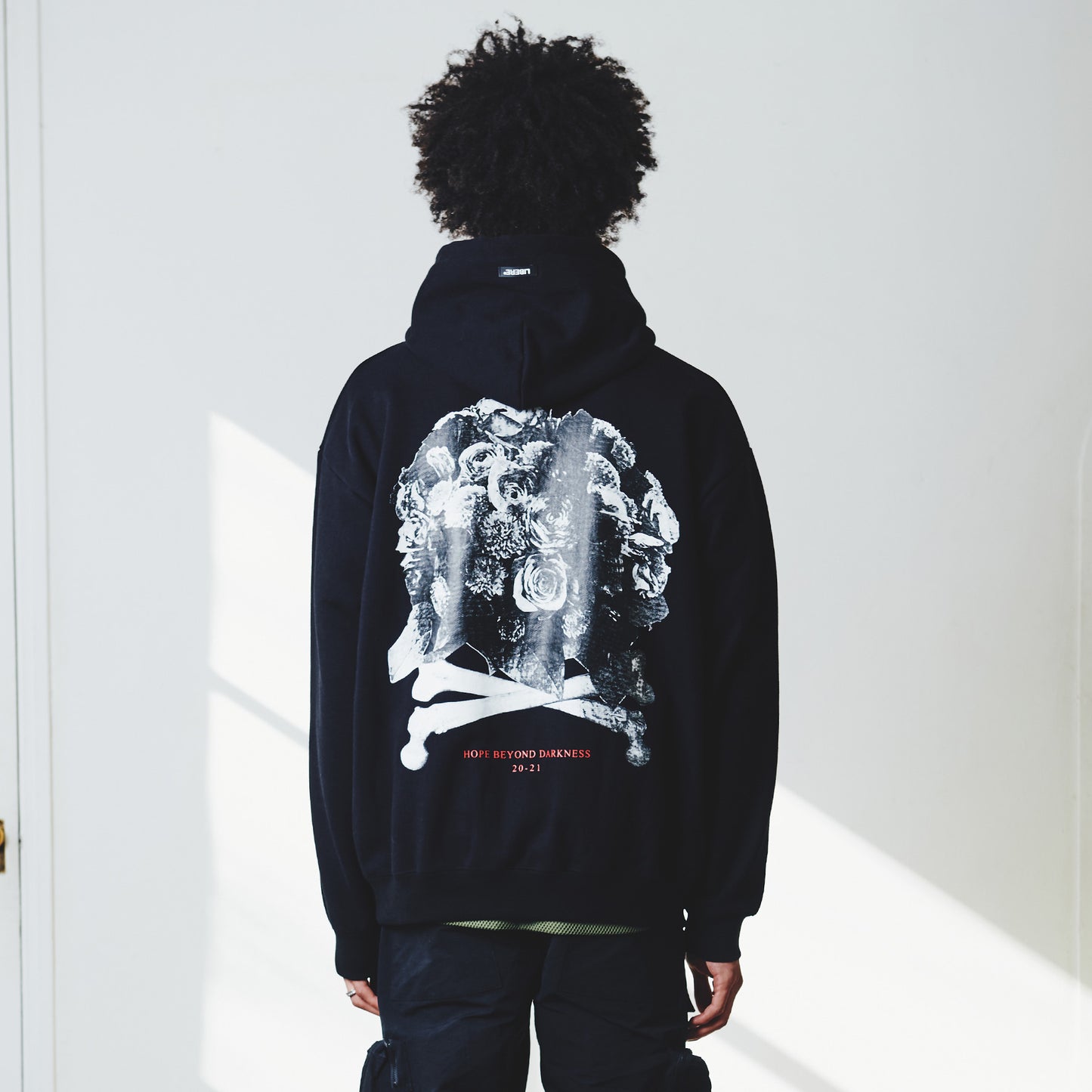 FLOWER BONE HOODIE / BLACK