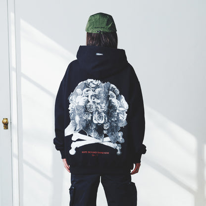 FLOWER BONE HOODIE / BLACK