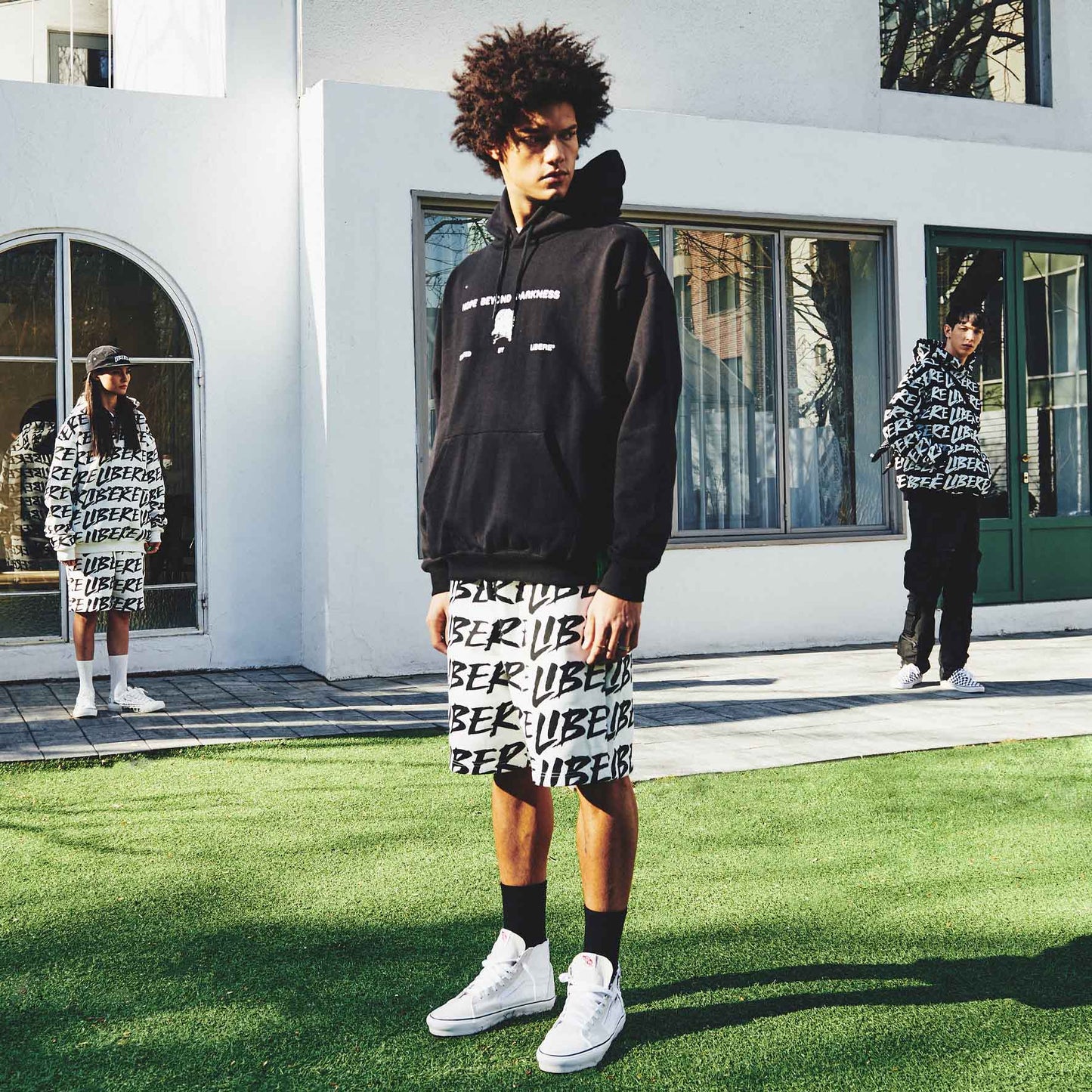 FLOWER BONE HOODIE / BLACK