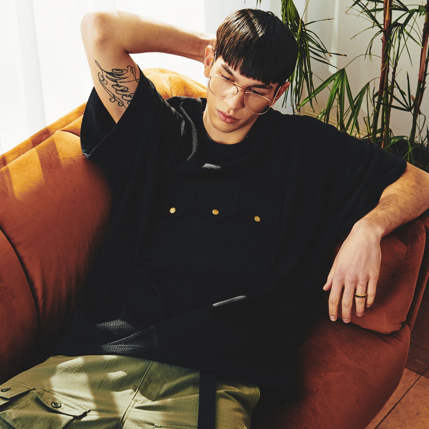 MESH TOOLING TEE / BLACK
