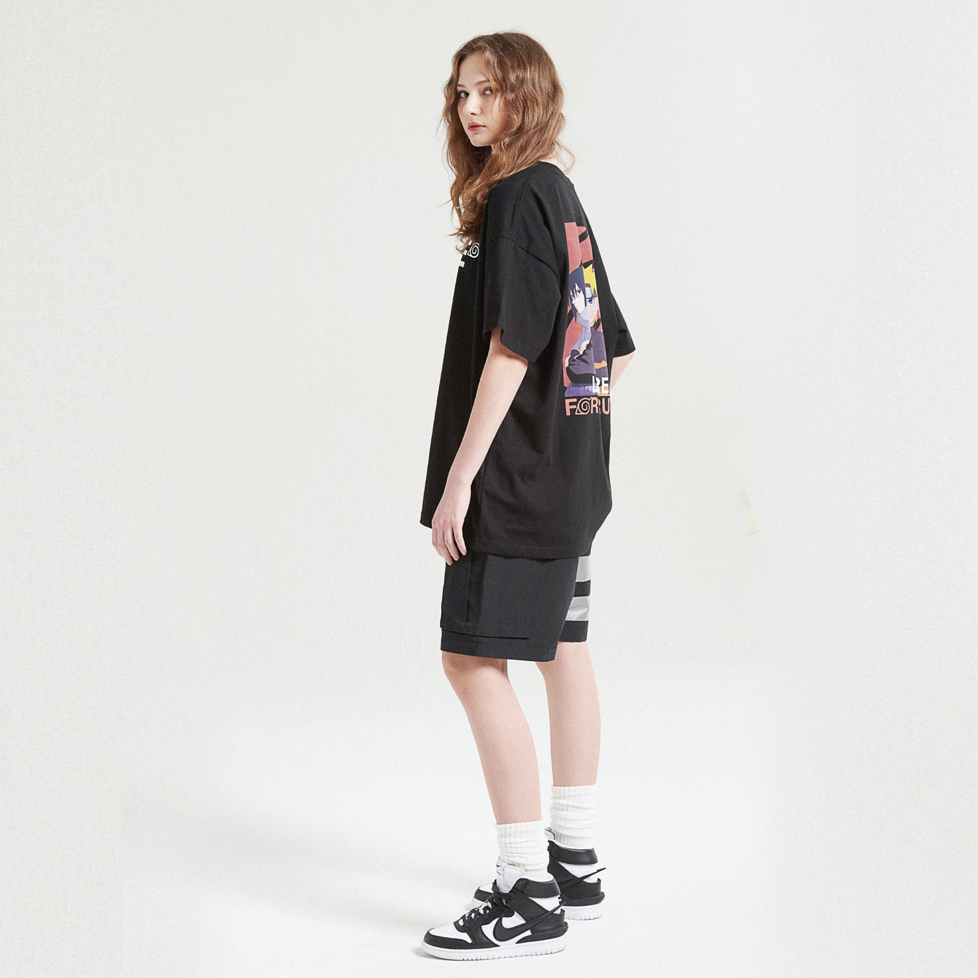 CREW GRAPHIC T-SHIRTS / BLACK