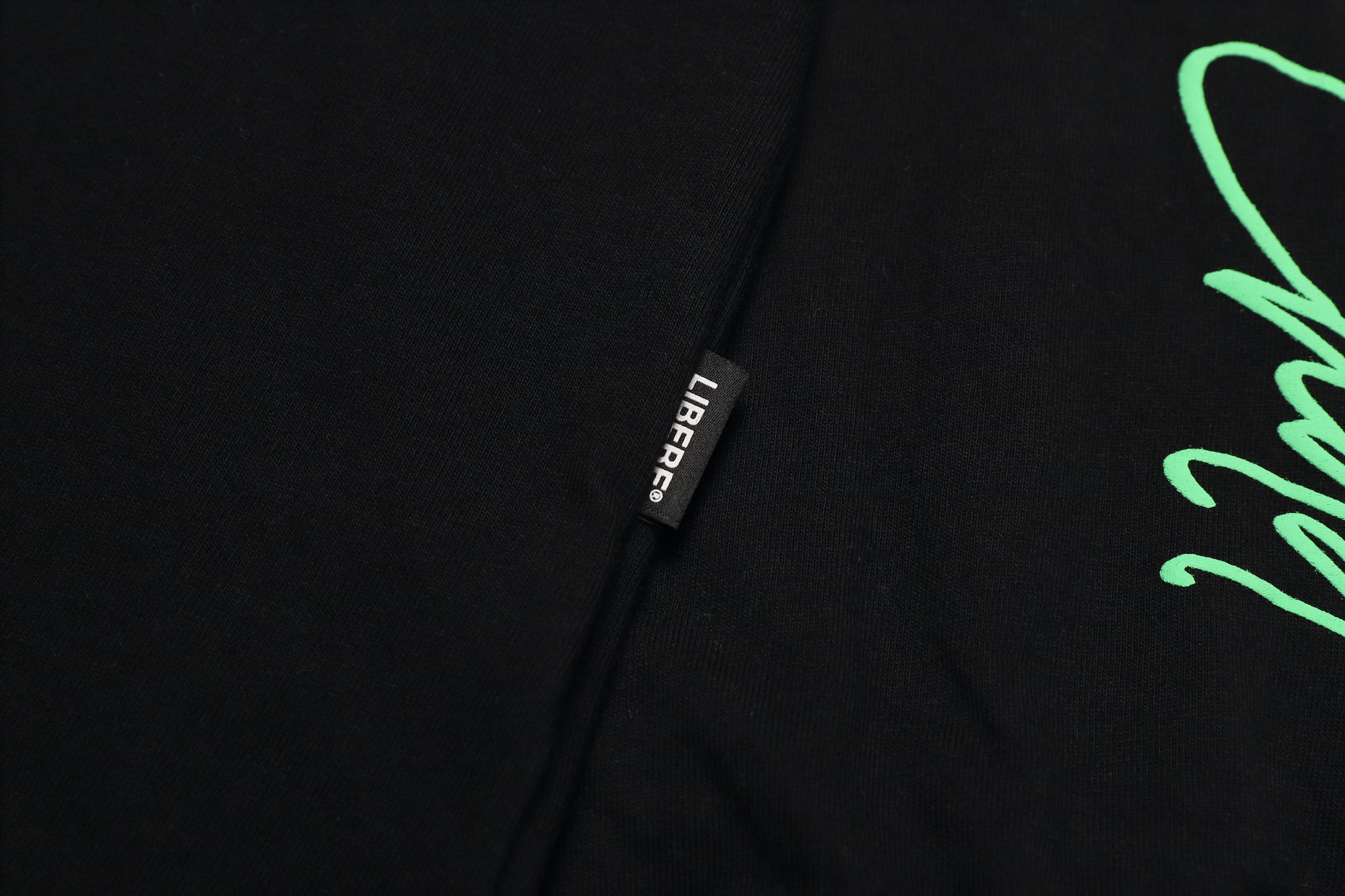 CYBER FONT LOGO LONG SLEEVE / BLACK
