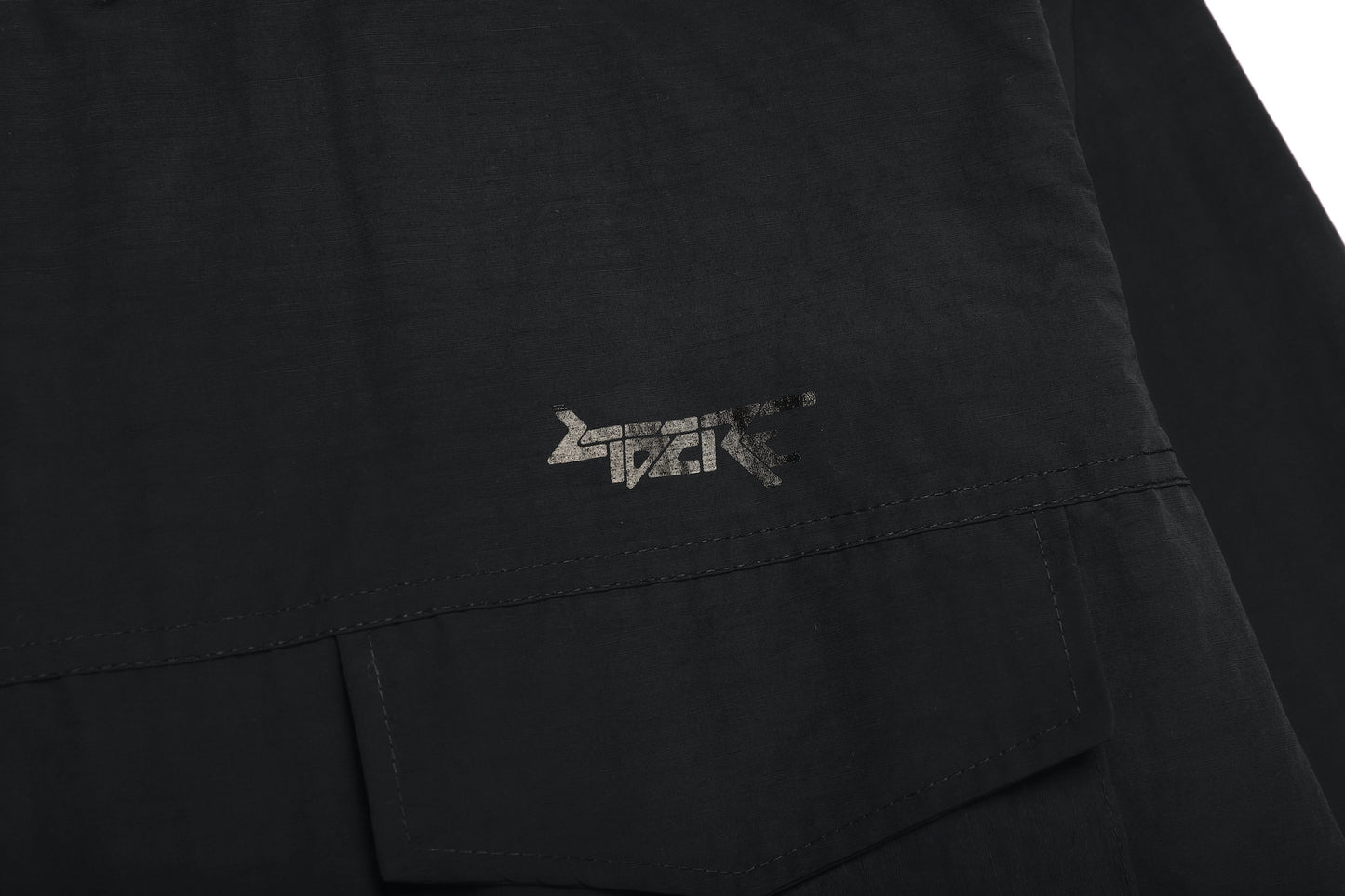 PULL OVER POCKET SHIRTS / BLACK