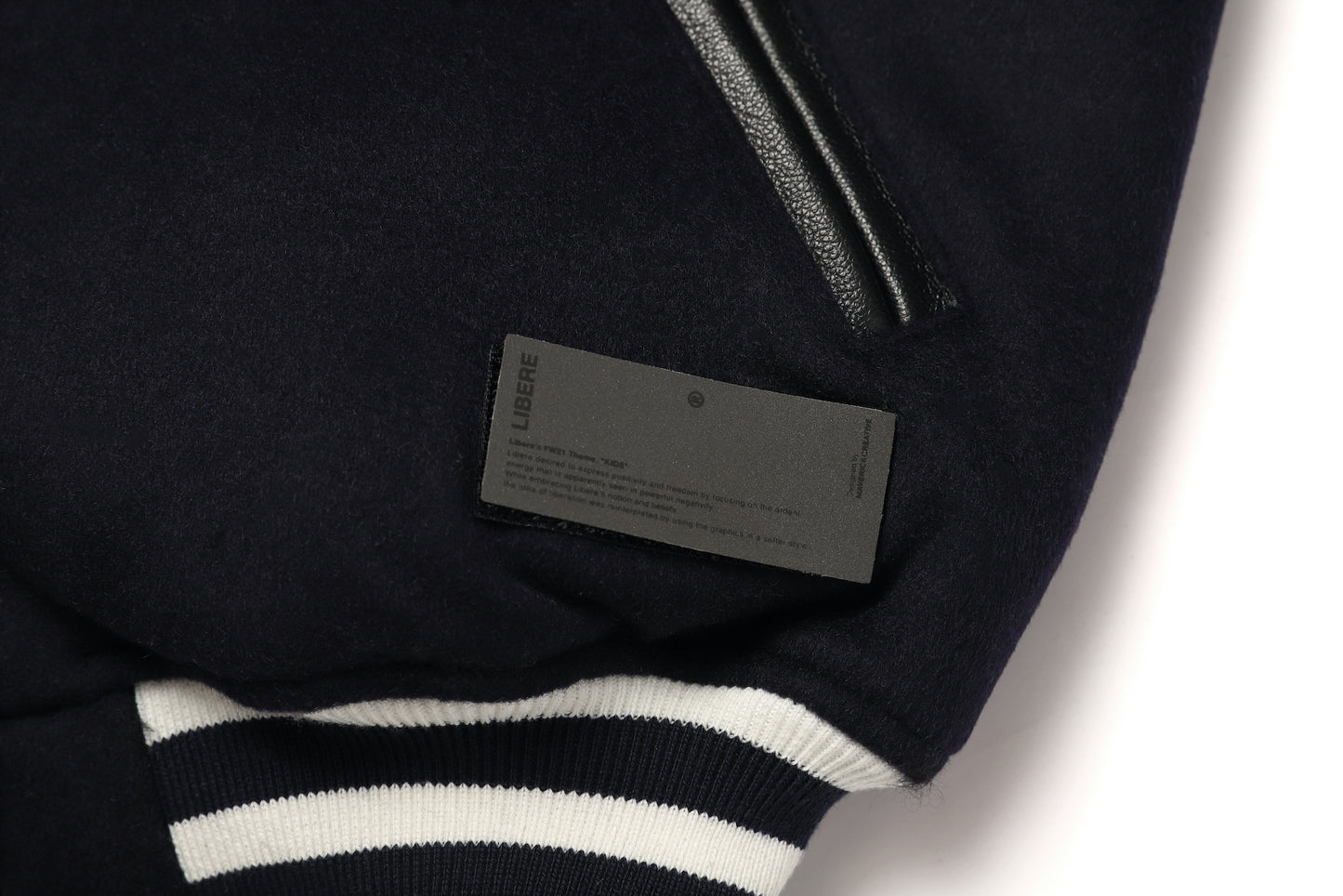LEATHER SLEEVE STADIUM JACKET / NAVY