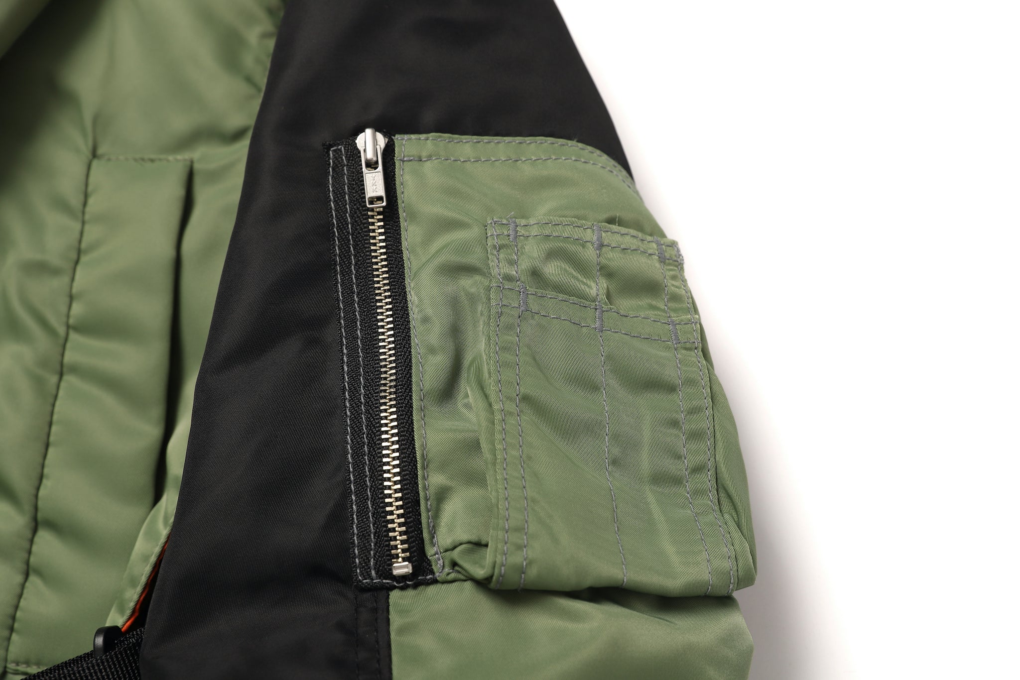 COMBINATION MA-1 JACKET / KHAKI