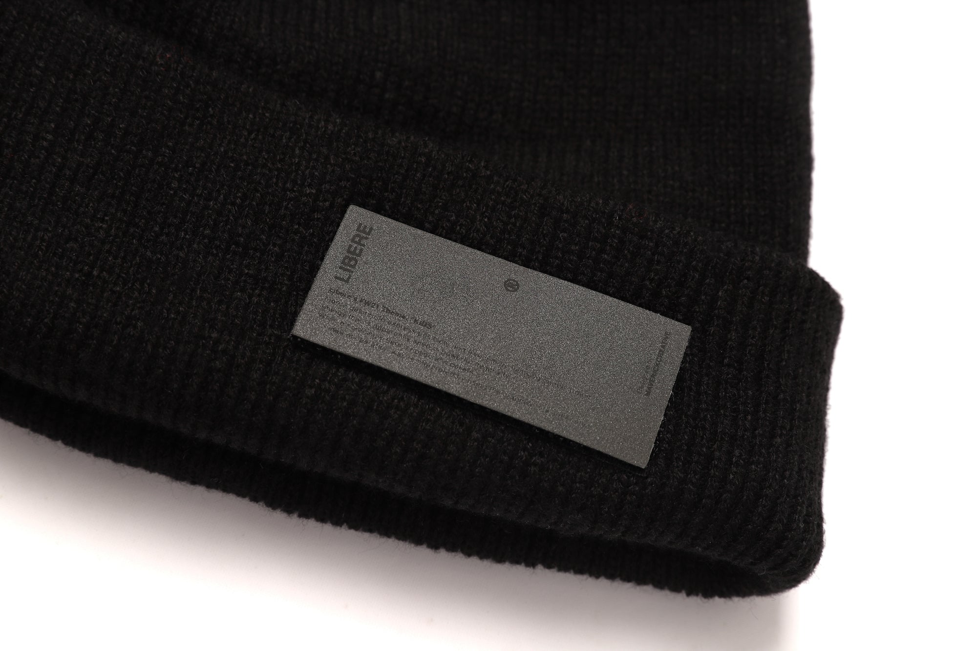 PIXEL LOGO BEANIE / BLACK