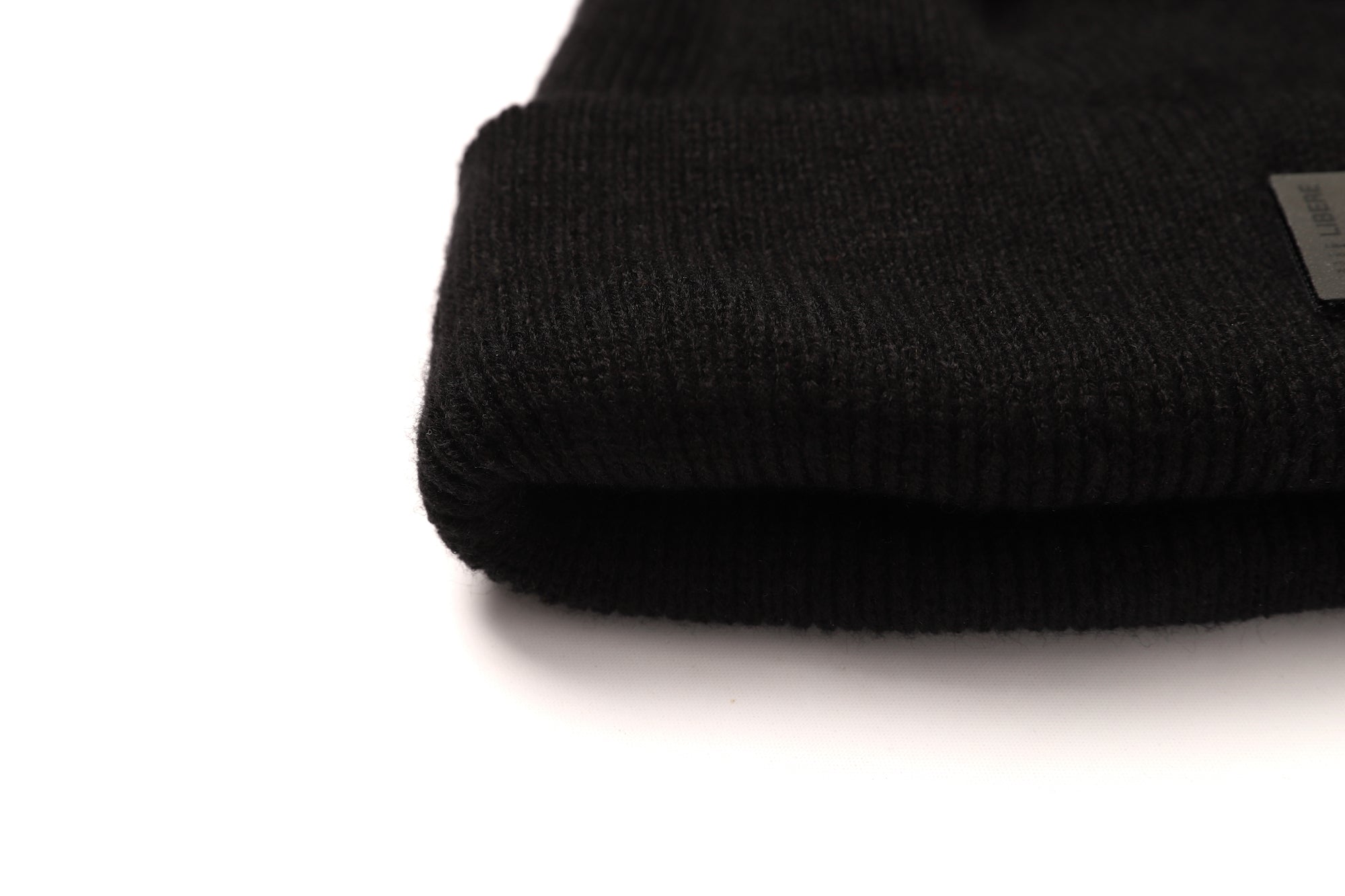 PIXEL LOGO BEANIE / BLACK