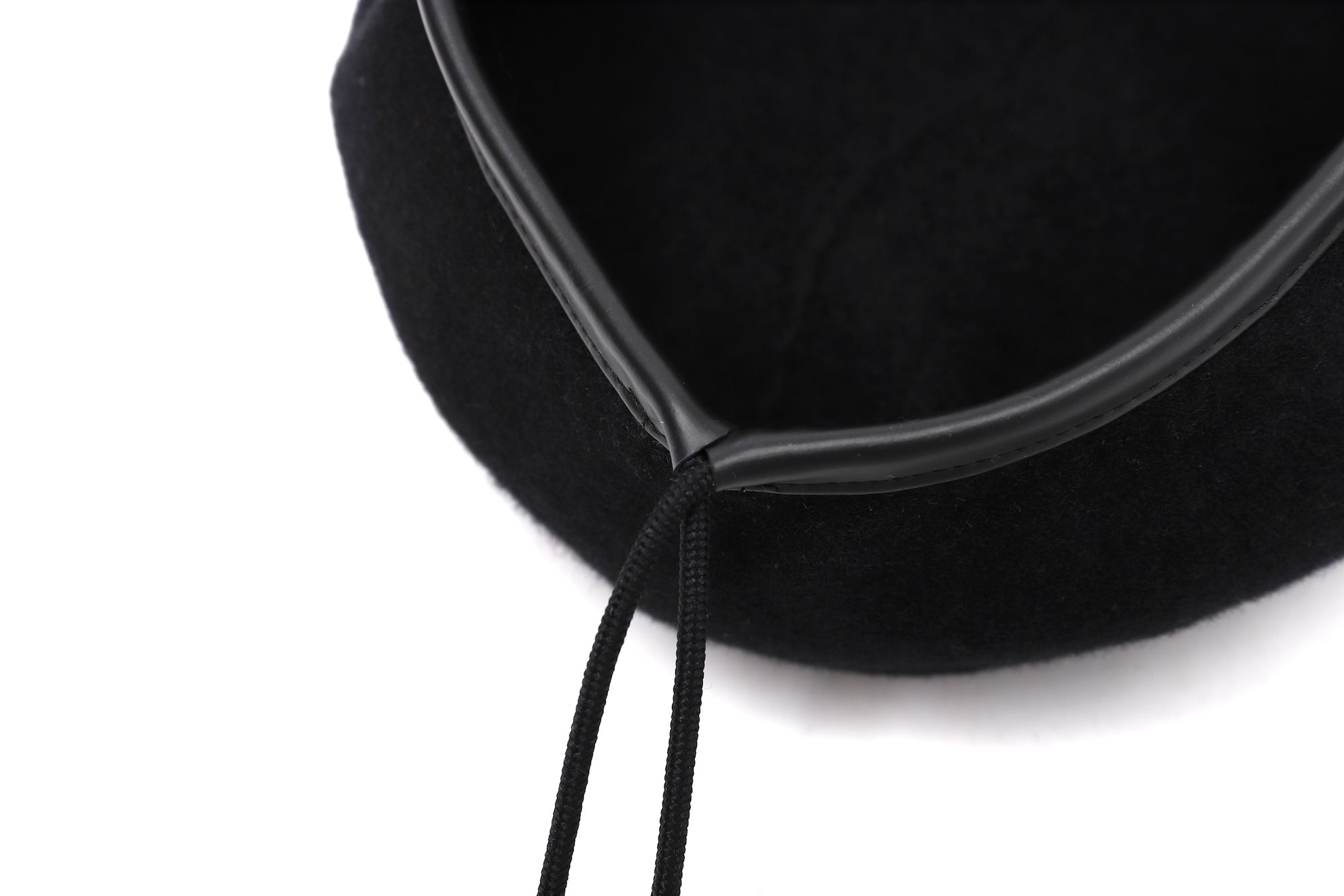 SLOGAN BERET / BLACK