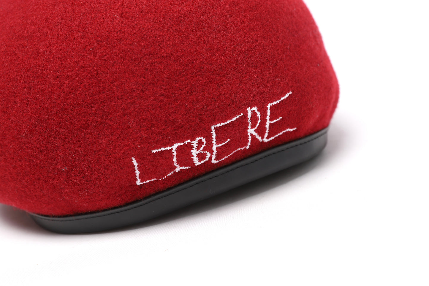 SLOGAN BERET / CRIMSON